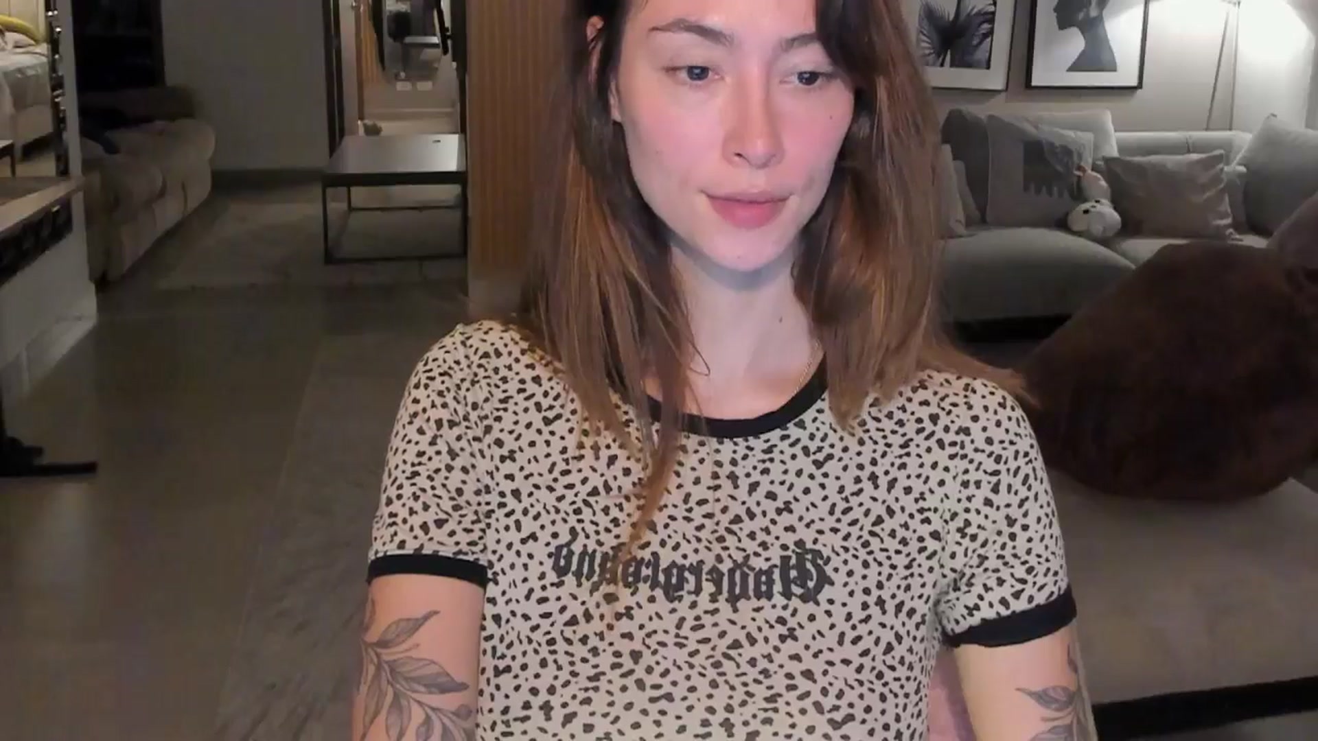 Gallery image thumbnail from MidnightLust_'s myfreecams stream on, 05/05/2025, 04:25 image 14 of 20