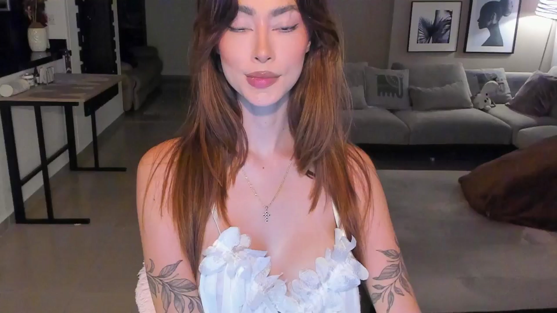 Gallery image thumbnail from MidnightLust_'s myfreecams stream on, 05/13/2025, 08:55 image 6 of 20