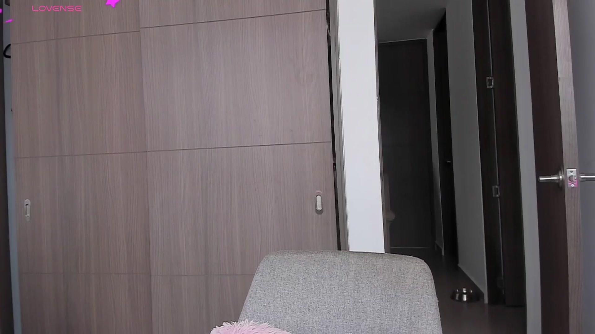 Gallery image thumbnail from MidnightLust_'s myfreecams stream on, 08/29/2025, 18:36 image 11 of 20