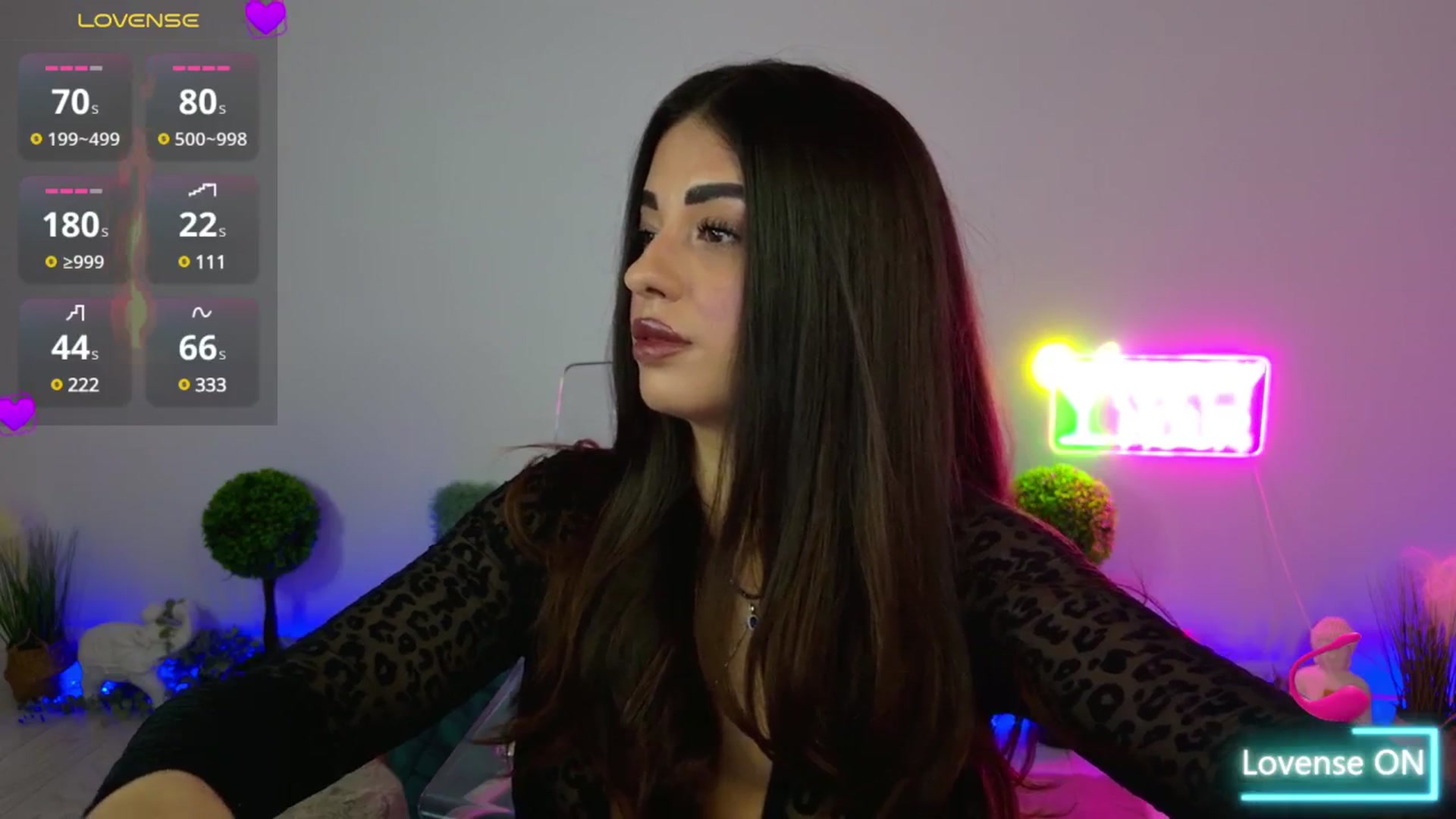 Gallery image thumbnail from Midnight_Joy's myfreecams stream on, 04/03/2025, 18:24 image 19 of 20