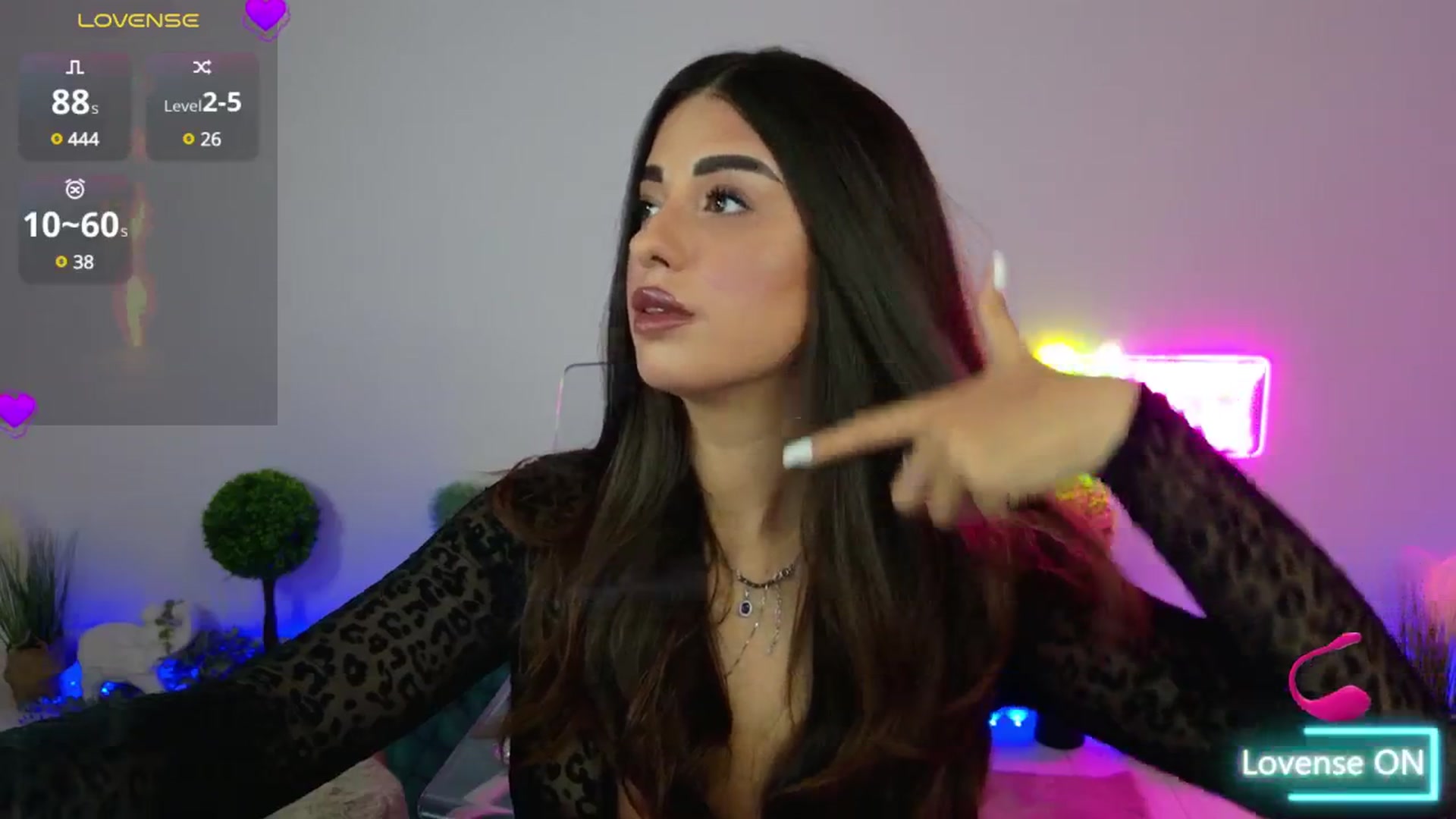 Gallery image thumbnail from Midnight_Joy's myfreecams stream on, 04/03/2025, 18:24 image 18 of 20