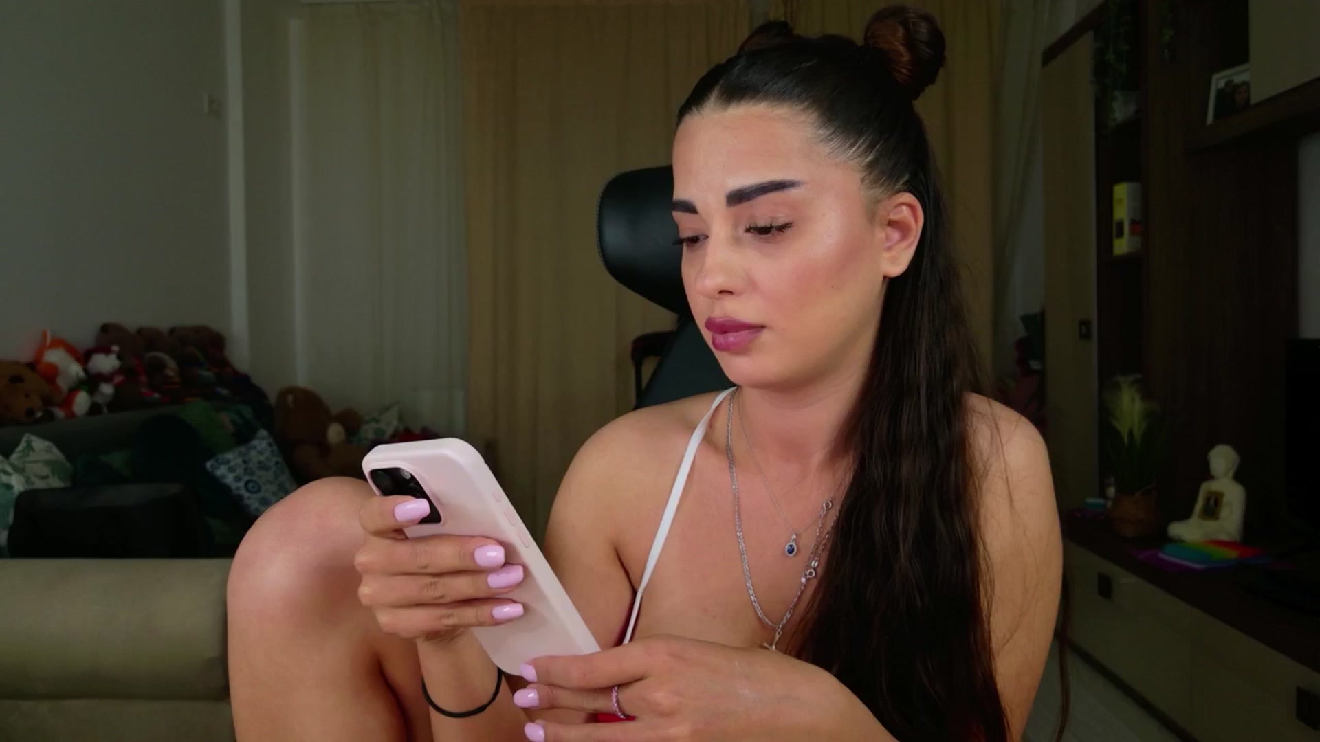 Gallery image thumbnail from Midnight_Joy's myfreecams stream on, 05/13/2025, 24:08 image 10 of 20