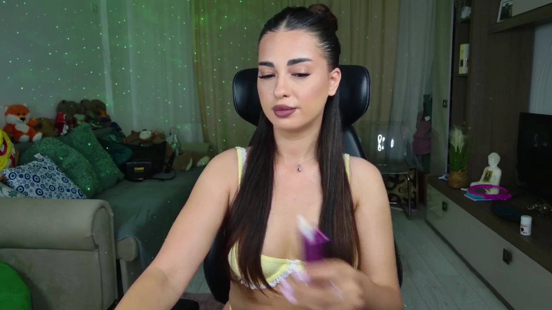 Gallery image thumbnail from Midnight_Joy's myfreecams stream on, 06/11/2025, 22:43 image 10 of 20