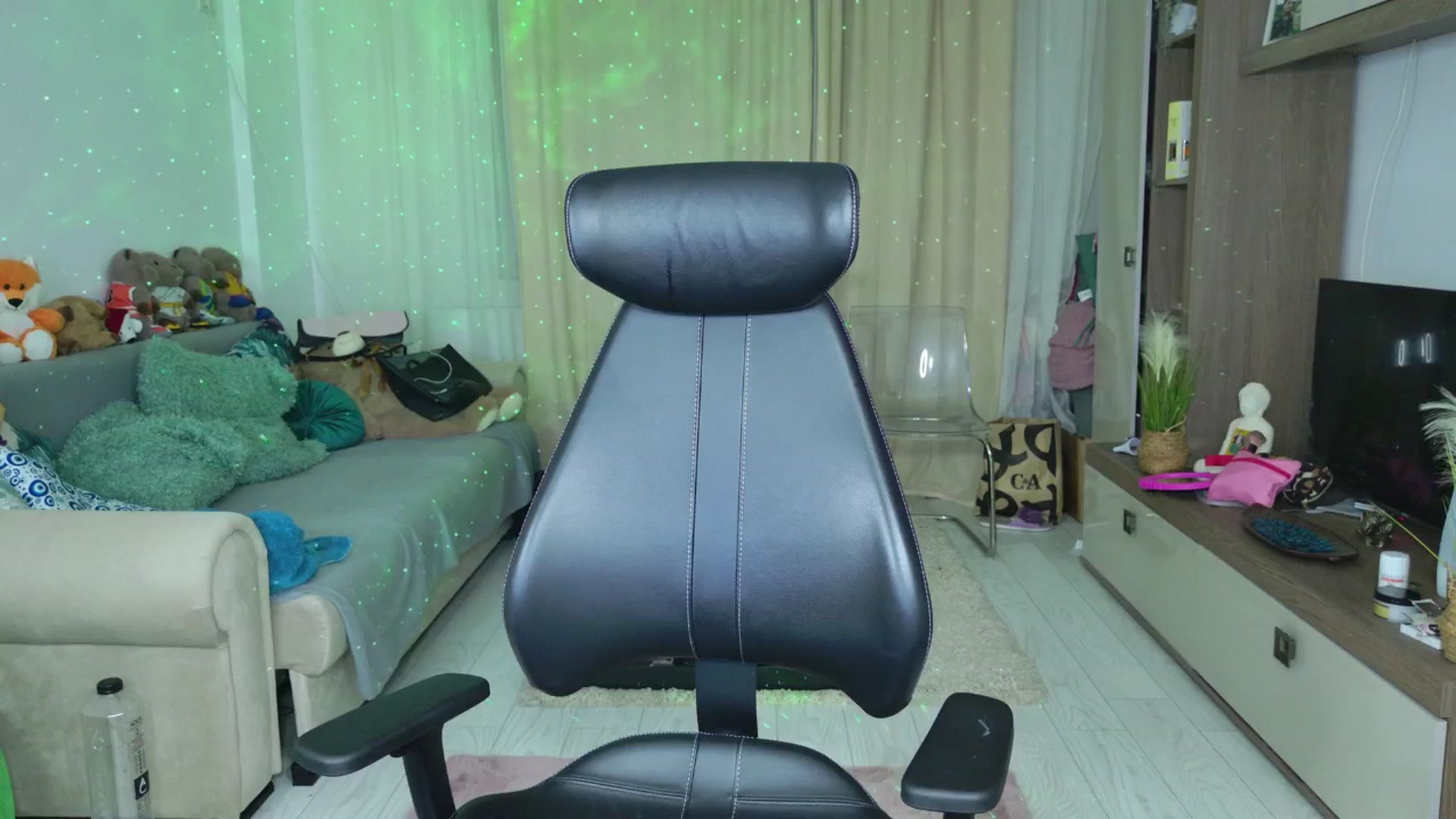 Gallery image thumbnail from Midnight_Joy's myfreecams stream on, 06/14/2025, 01:08 image 2 of 20