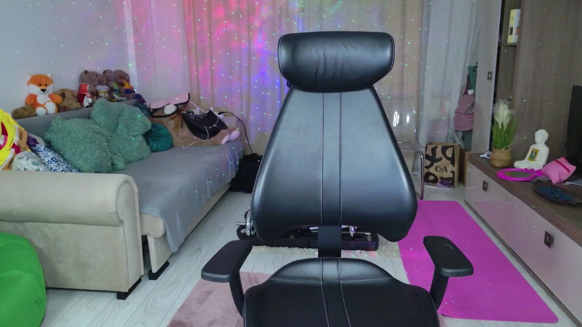 Gallery image thumbnail from Midnight_Joy's myfreecams stream on, 06/15/2025, 24:07 image 6 of 20