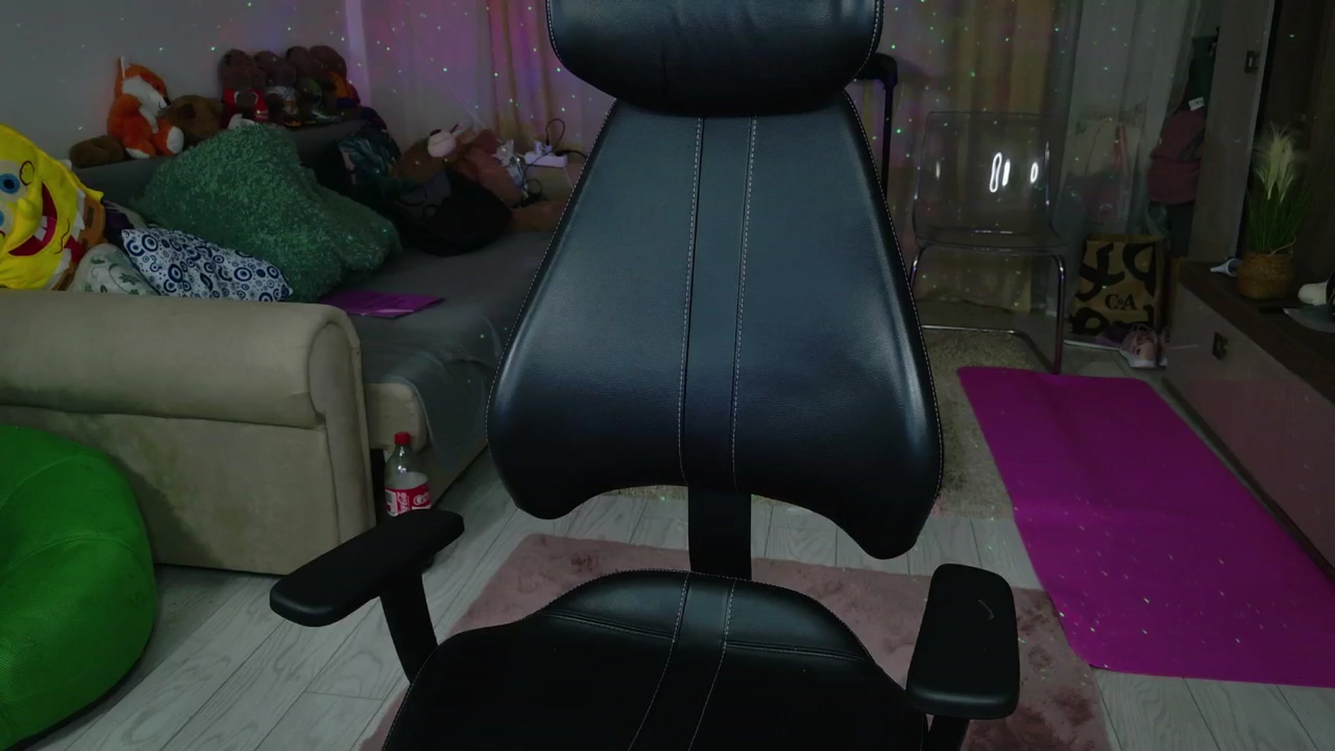 Gallery image thumbnail from Midnight_Joy's myfreecams stream on, 06/16/2025, 23:32 image 18 of 20
