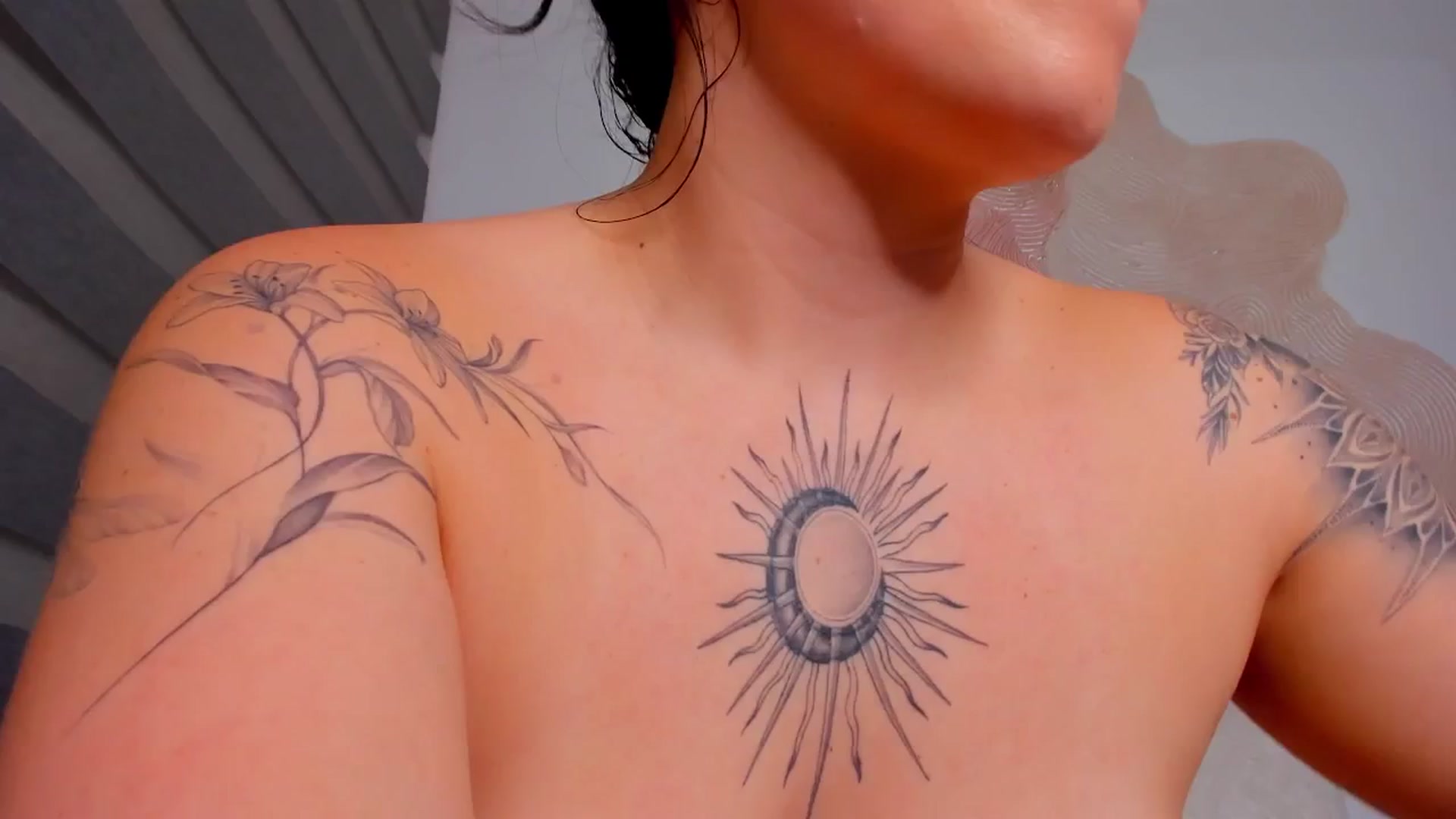 Gallery image thumbnail from Midnight___'s myfreecams stream on, 10/05/2025, 24:07 image 15 of 20