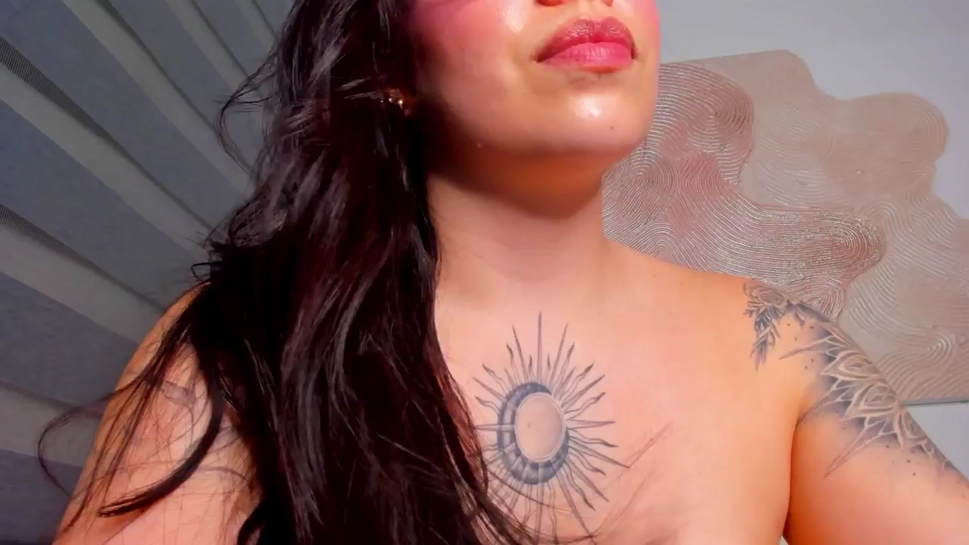 Gallery image thumbnail from Midnight___'s myfreecams stream on, 10/05/2025, 24:07 image 19 of 20