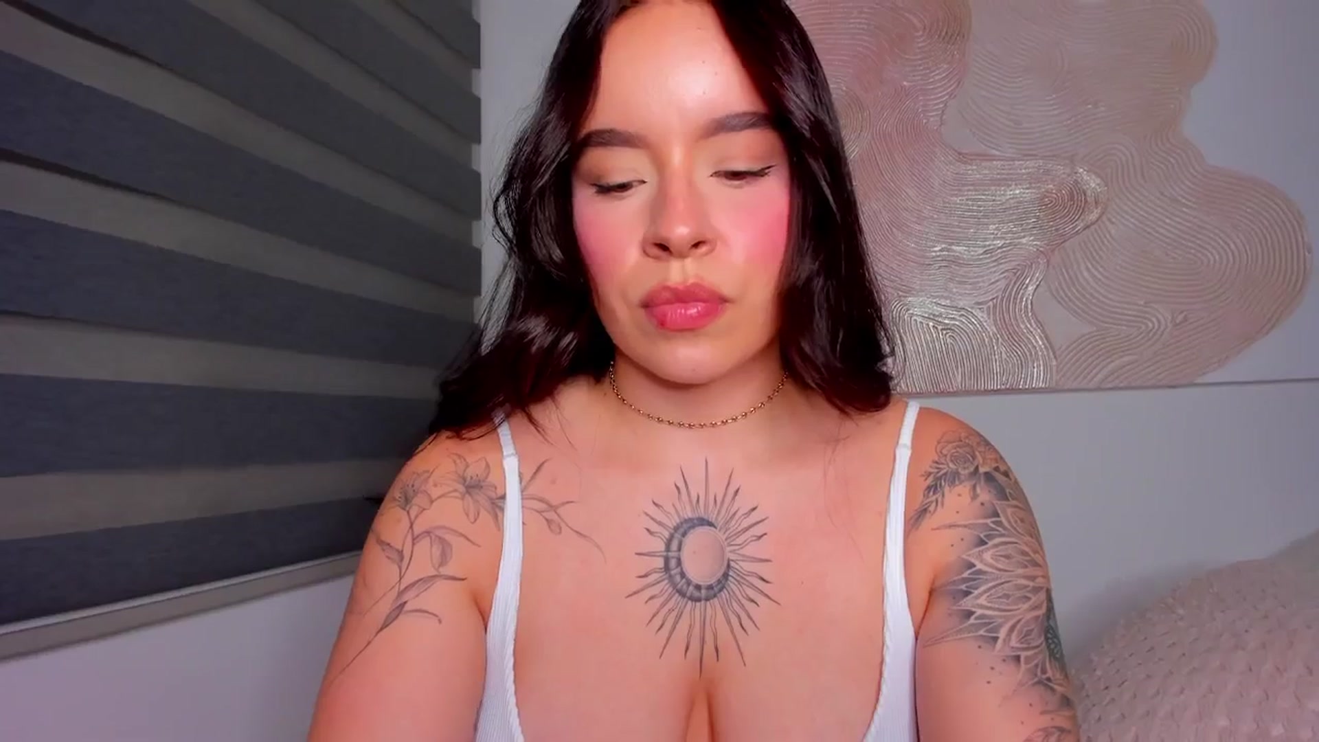 Gallery image thumbnail from Midnight___'s myfreecams stream on, 10/17/2025, 01:09 image 6 of 20