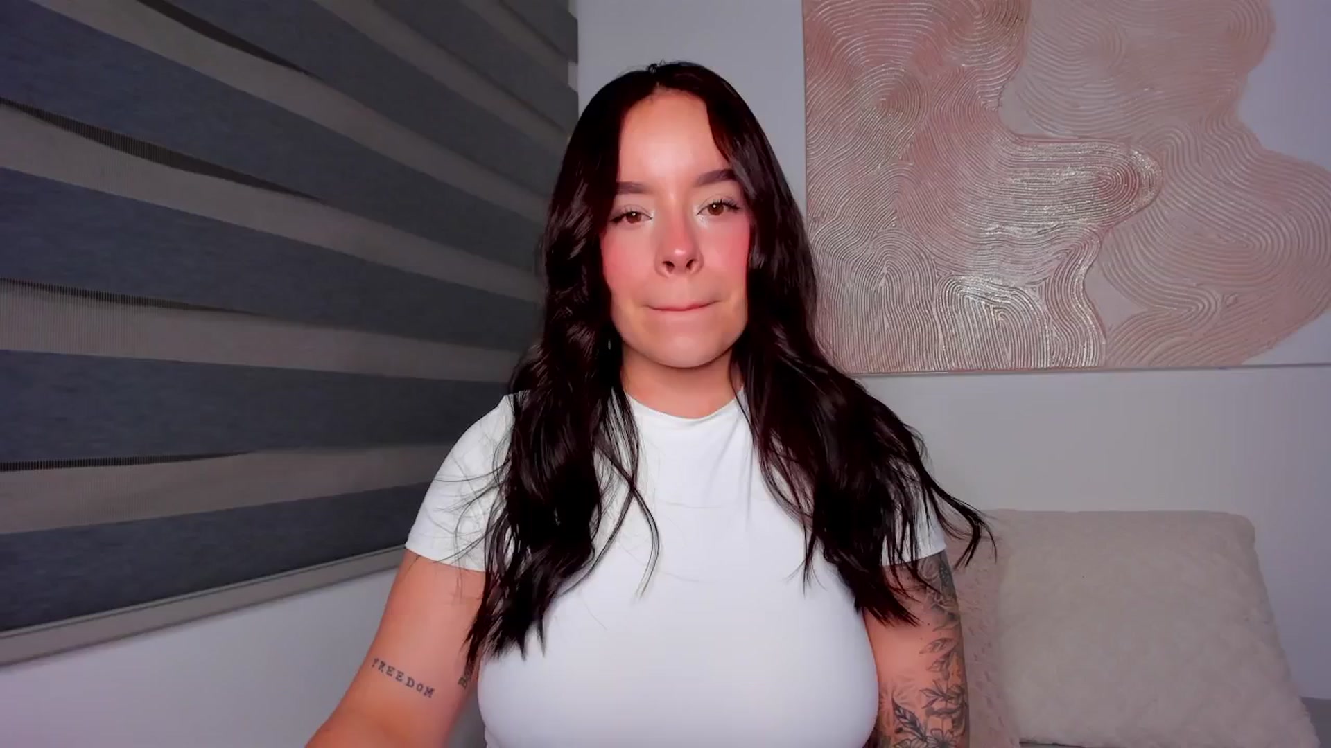 Gallery image thumbnail from Midnight___'s myfreecams stream on, 10/28/2025, 24:14 image 20 of 20