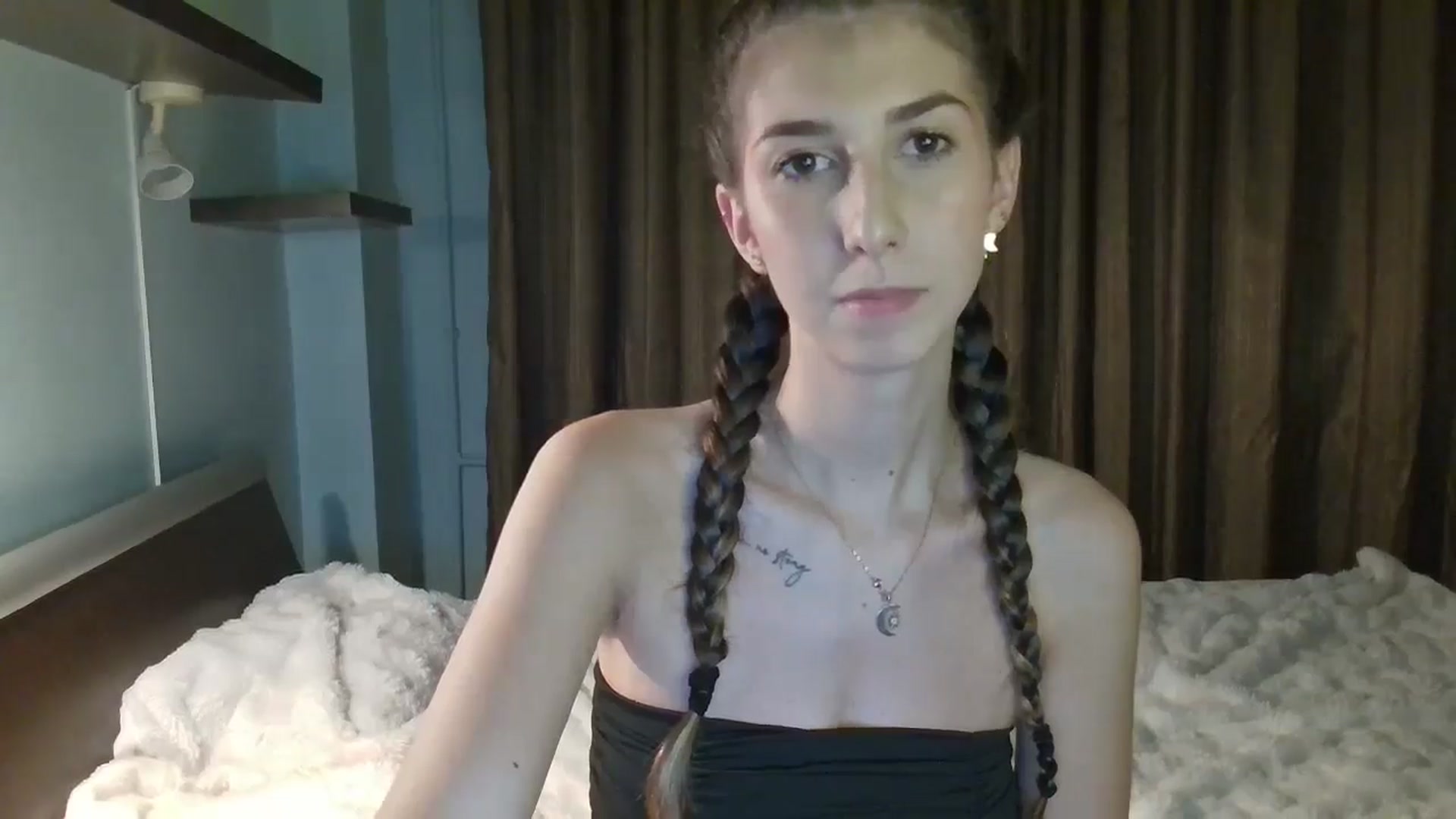 Gallery image thumbnail from Midnightdream's myfreecams stream on, 11/24/2025, 01:38 image 10 of 20
