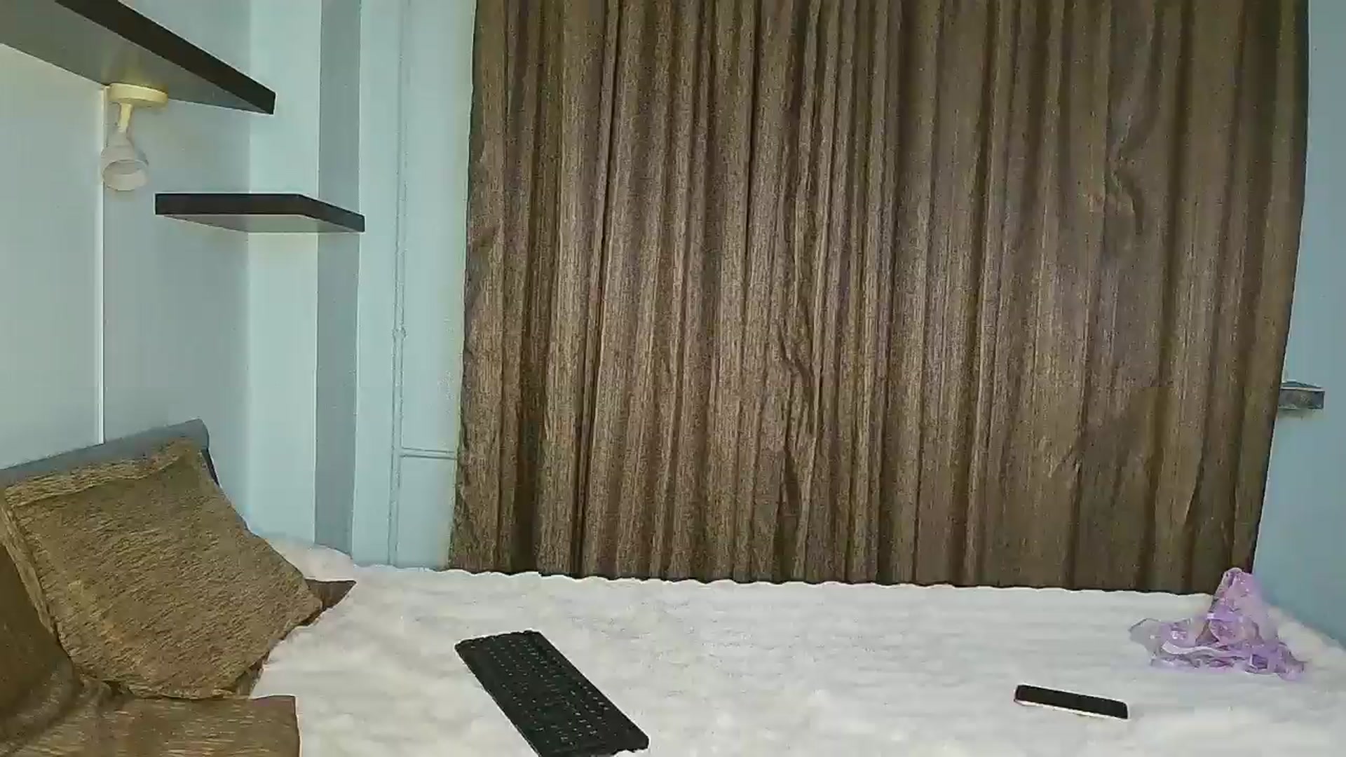 Gallery image thumbnail from Midnightdream's myfreecams stream on, 01/21/2026, 05:35 image 7 of 20