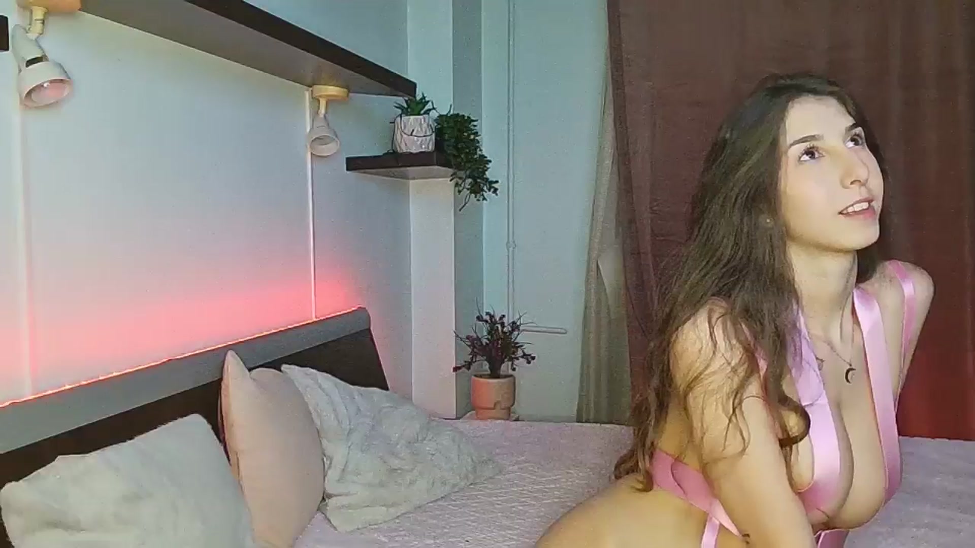 Gallery image thumbnail from Midnightdream's myfreecams stream on, 03/25/2026, 23:39 image 10 of 20