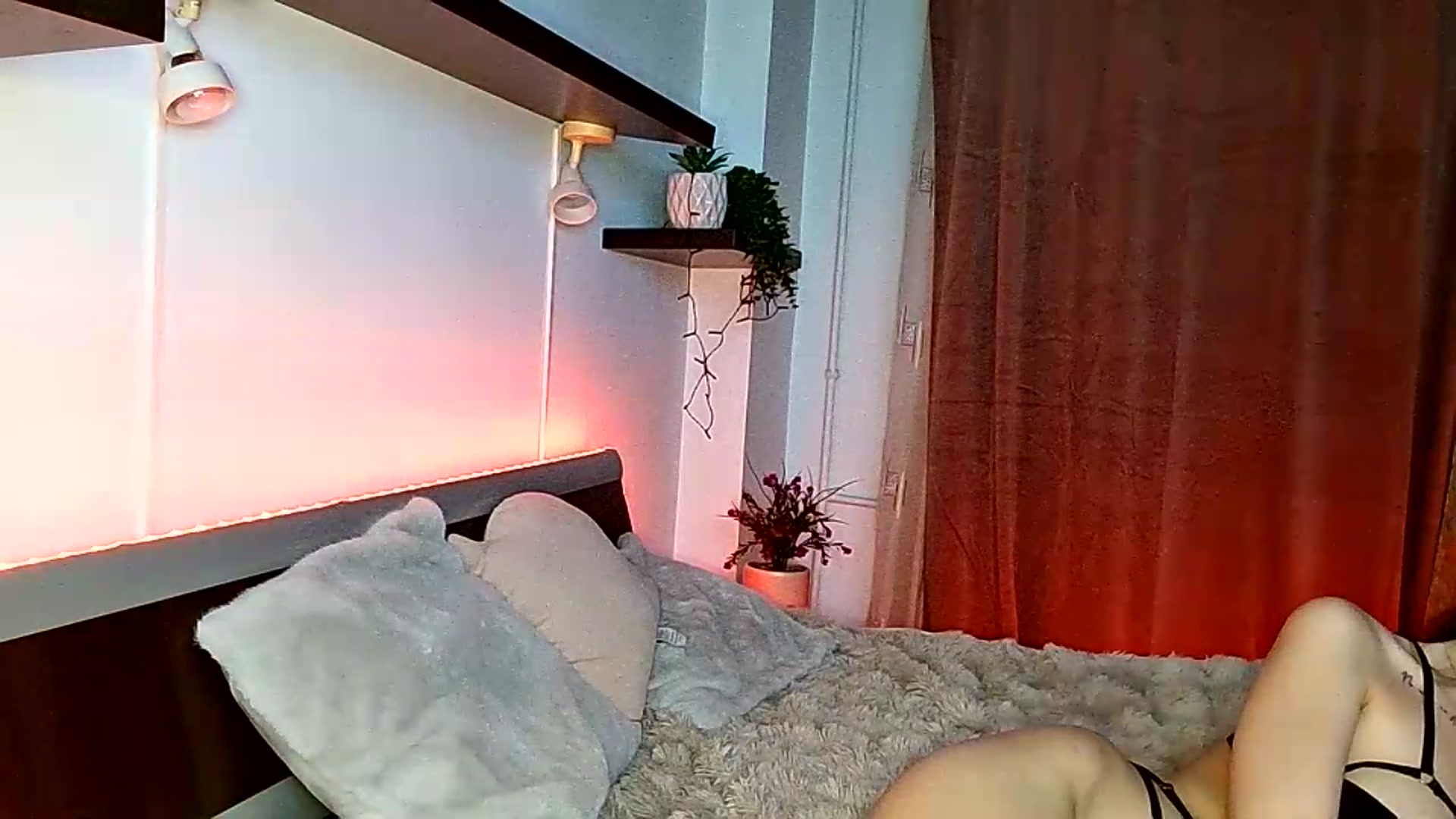 Gallery image thumbnail from Midnightdream's myfreecams stream on, 07/08/2026, 23:53 image 20 of 20