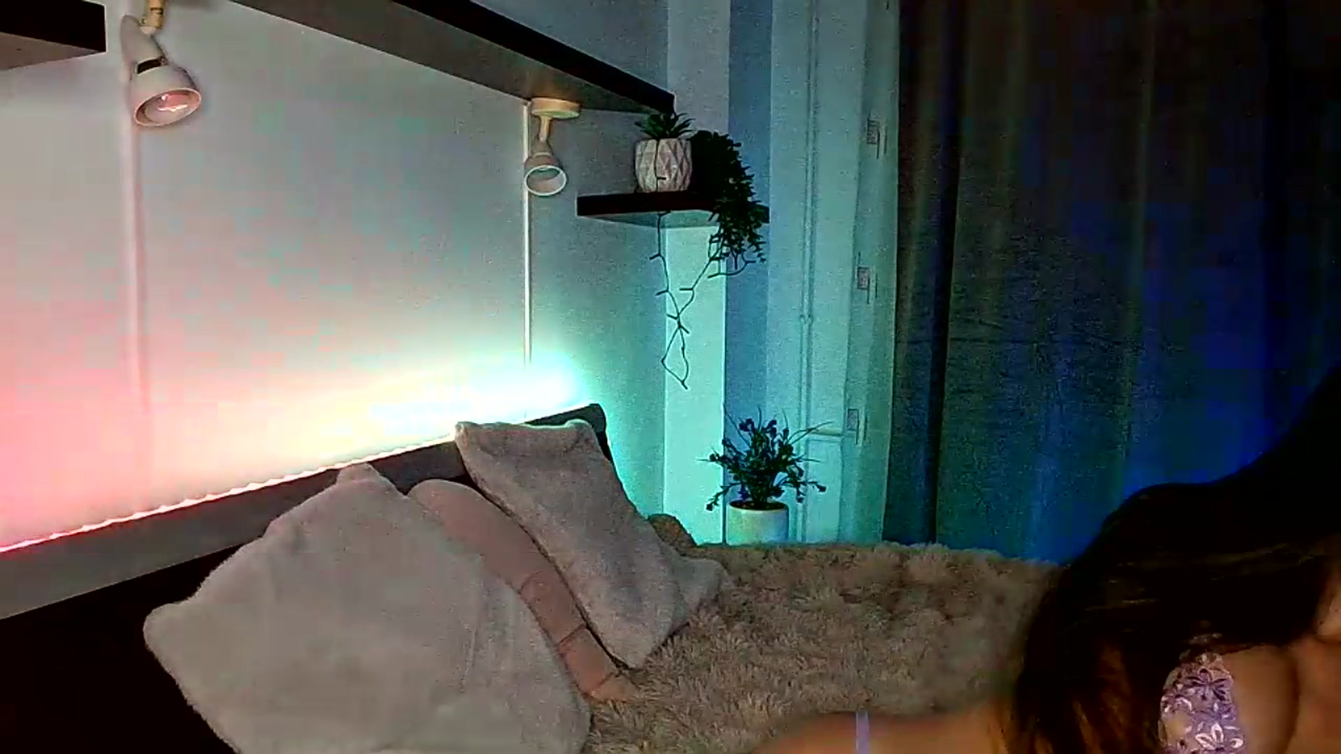 Gallery image thumbnail from Midnightdream's myfreecams stream on, 07/29/2026, 22:44 image 5 of 20