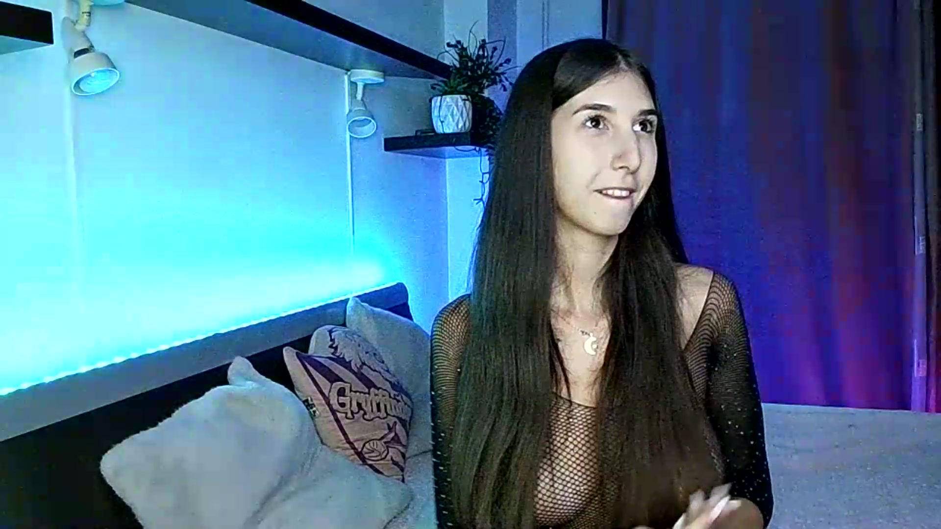 Gallery image thumbnail from Midnightdream's myfreecams stream on, 09/10/2026, 21:46 image 19 of 20