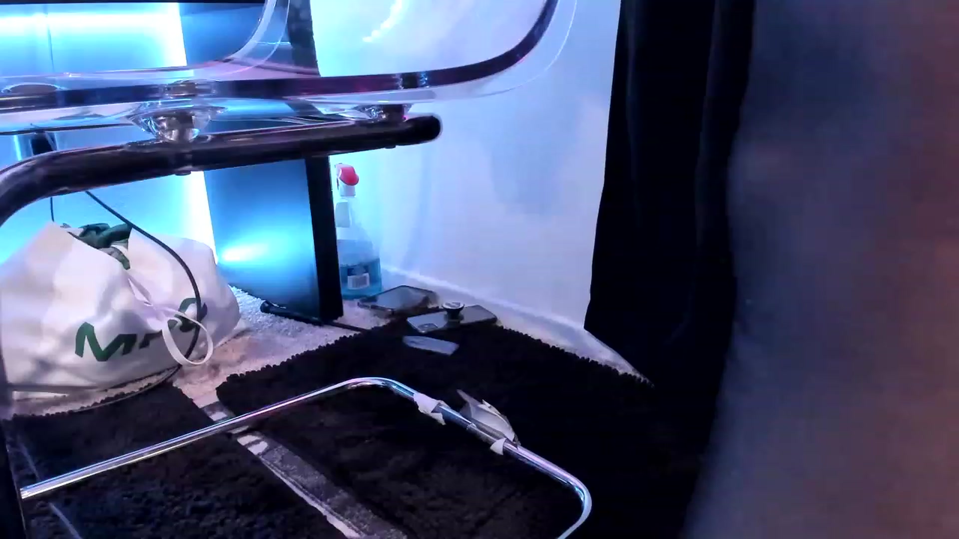 Gallery image thumbnail from Midnightrose's myfreecams stream on, 11/17/2022, 07:38 image 4 of 20
