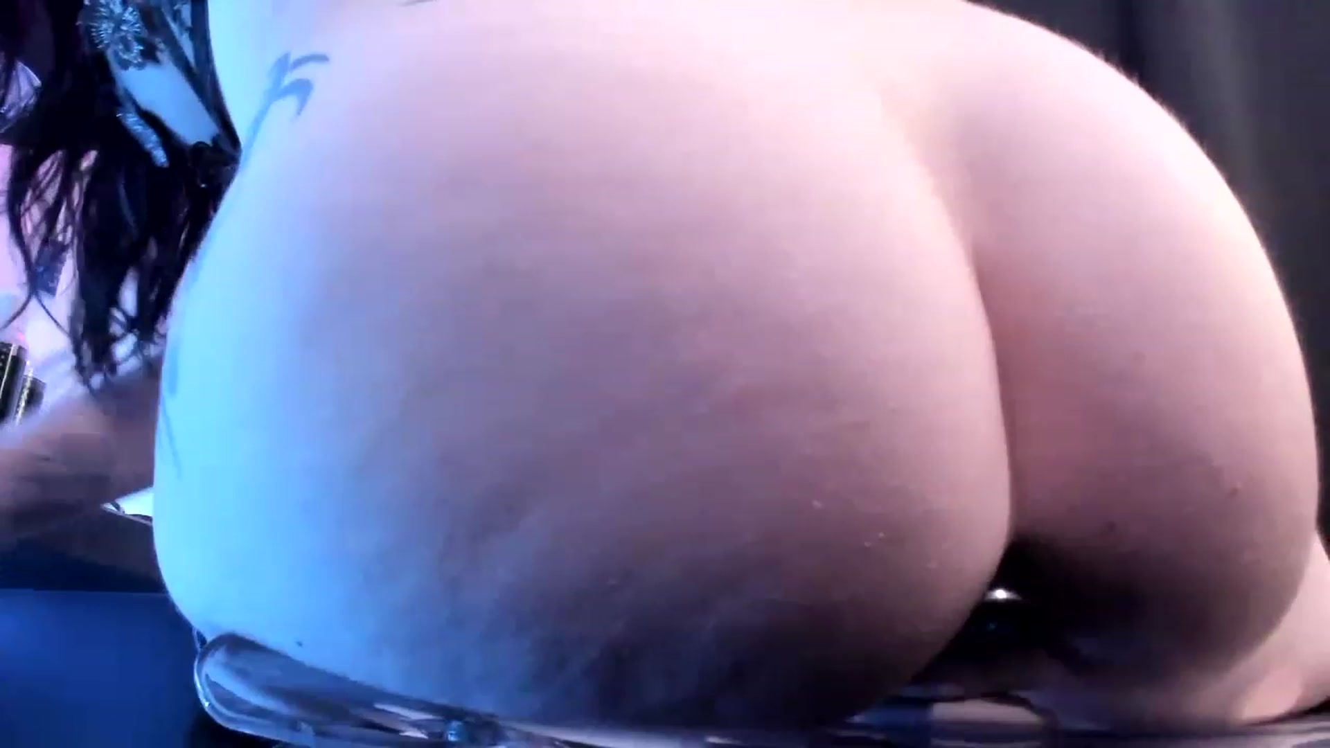Gallery image thumbnail from Midnightrose's myfreecams stream on, 11/21/2022, 08:20 image 16 of 20
