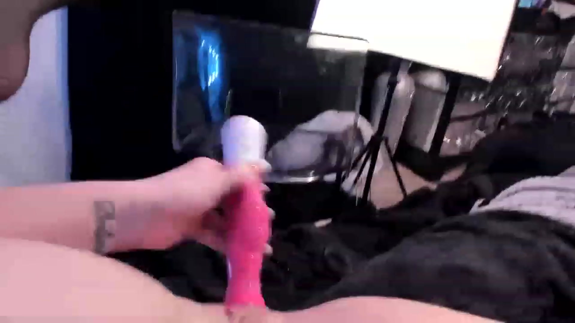 Gallery image thumbnail from Midnightrose's myfreecams stream on, 01/13/2023, 11:31 image 2 of 20