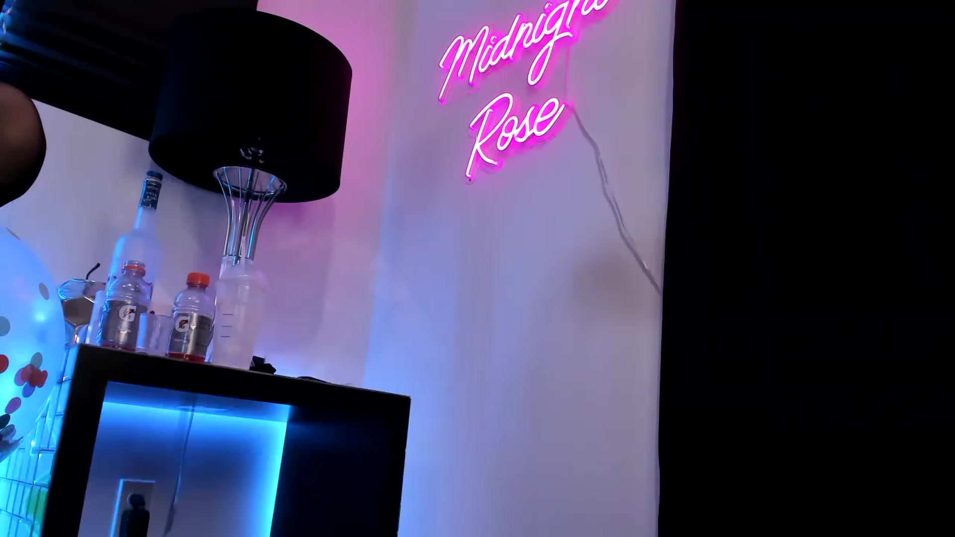 Gallery image thumbnail from Midnightrose's myfreecams stream on, 02/05/2023, 12:47 image 16 of 20