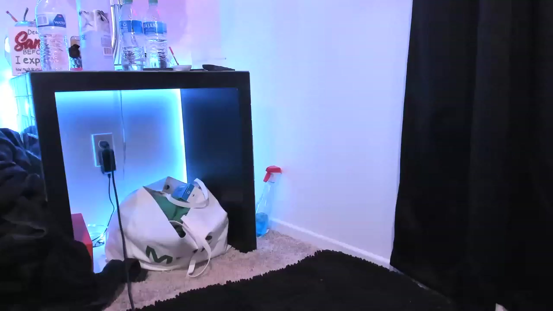 Gallery image thumbnail from Midnightrose's myfreecams stream on, 02/15/2023, 08:03 image 16 of 20