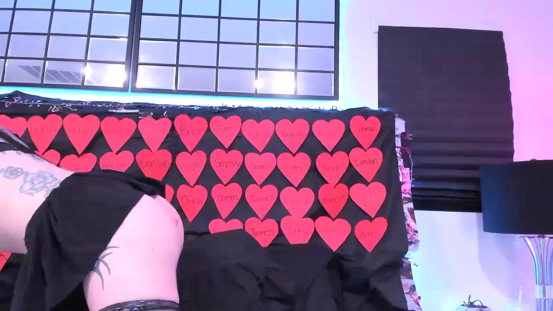 Gallery image thumbnail from Midnightrose's myfreecams stream on, 02/19/2023, 12:00 image 7 of 20