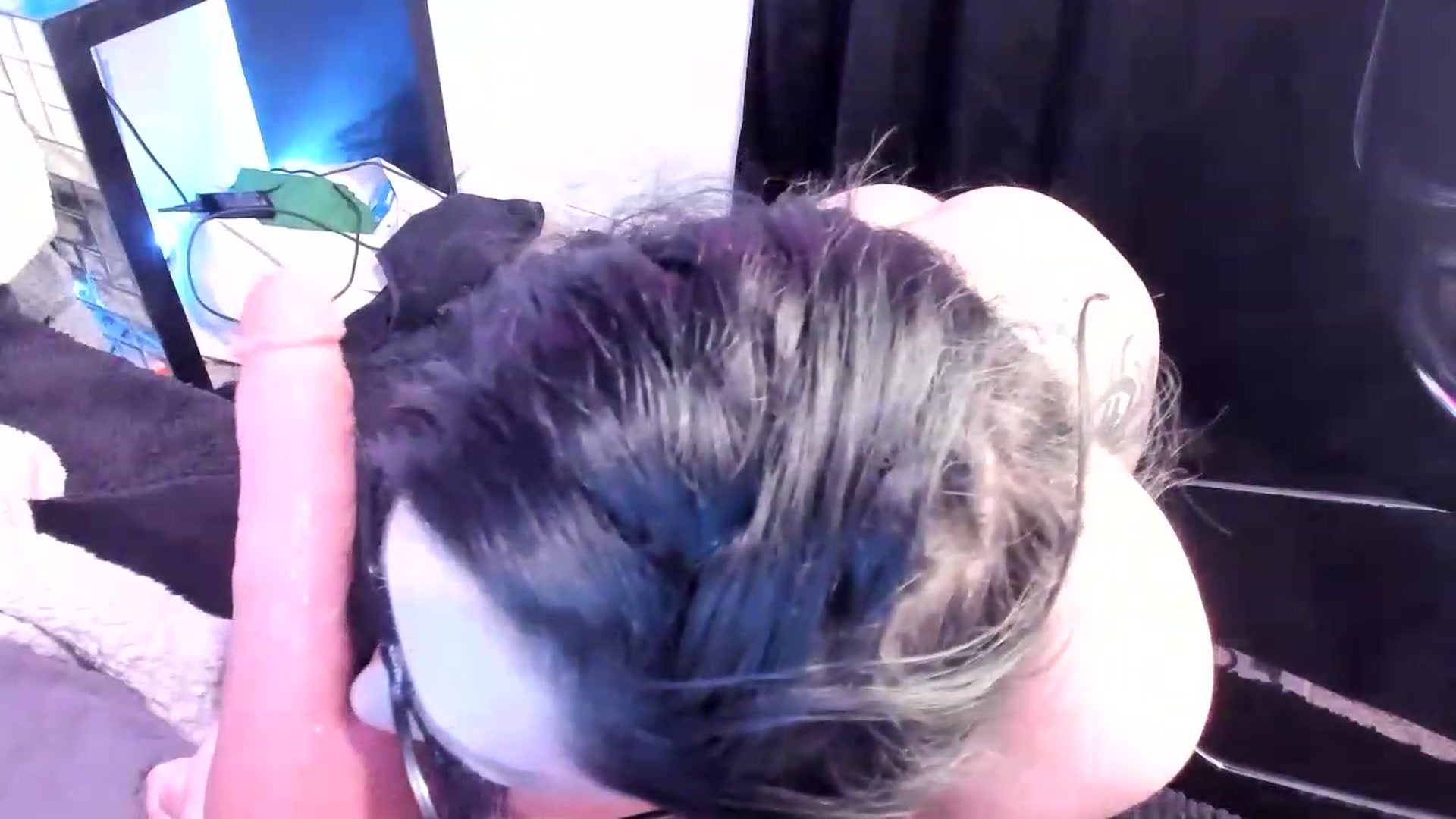 Gallery image thumbnail from Midnightrose's myfreecams stream on, 03/31/2023, 08:45 image 14 of 20