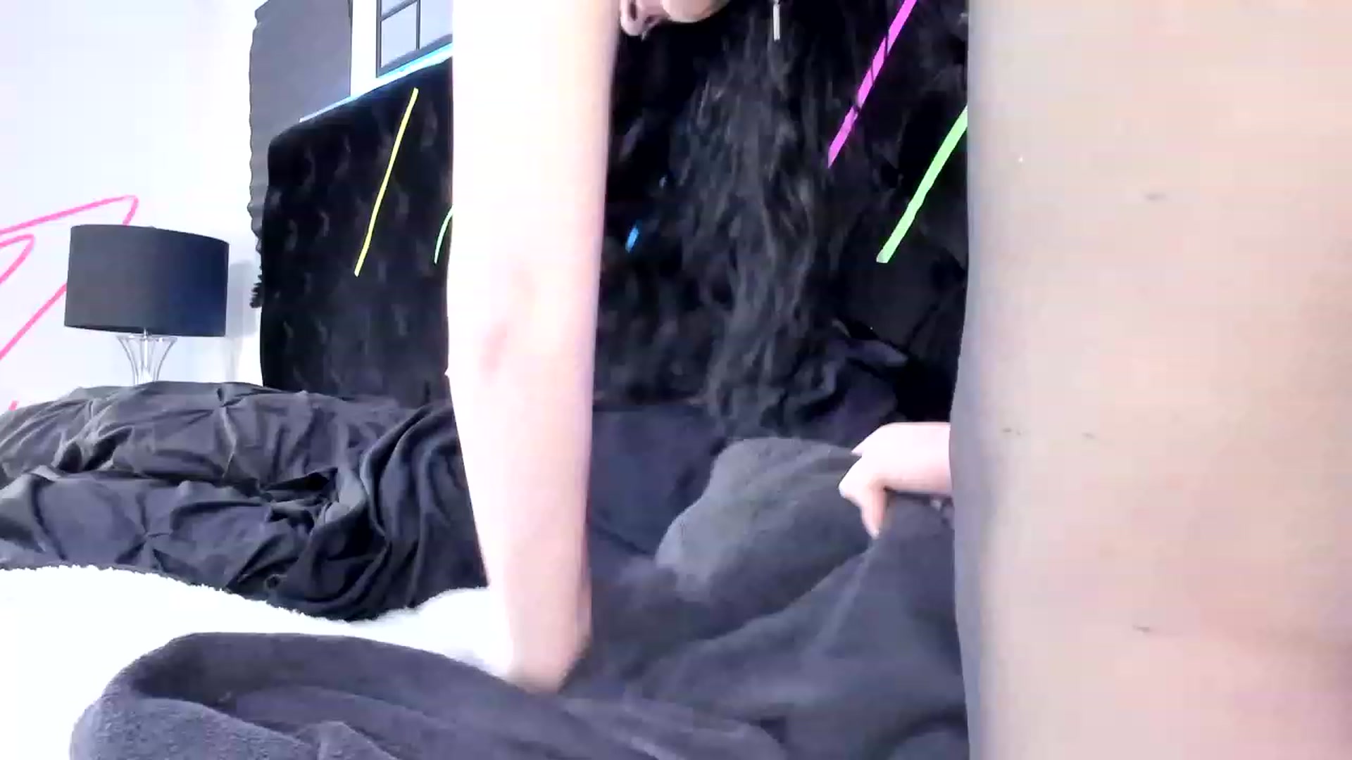 Gallery image thumbnail from Midnightrose's myfreecams stream on, 05/01/2023, 07:21 image 17 of 20