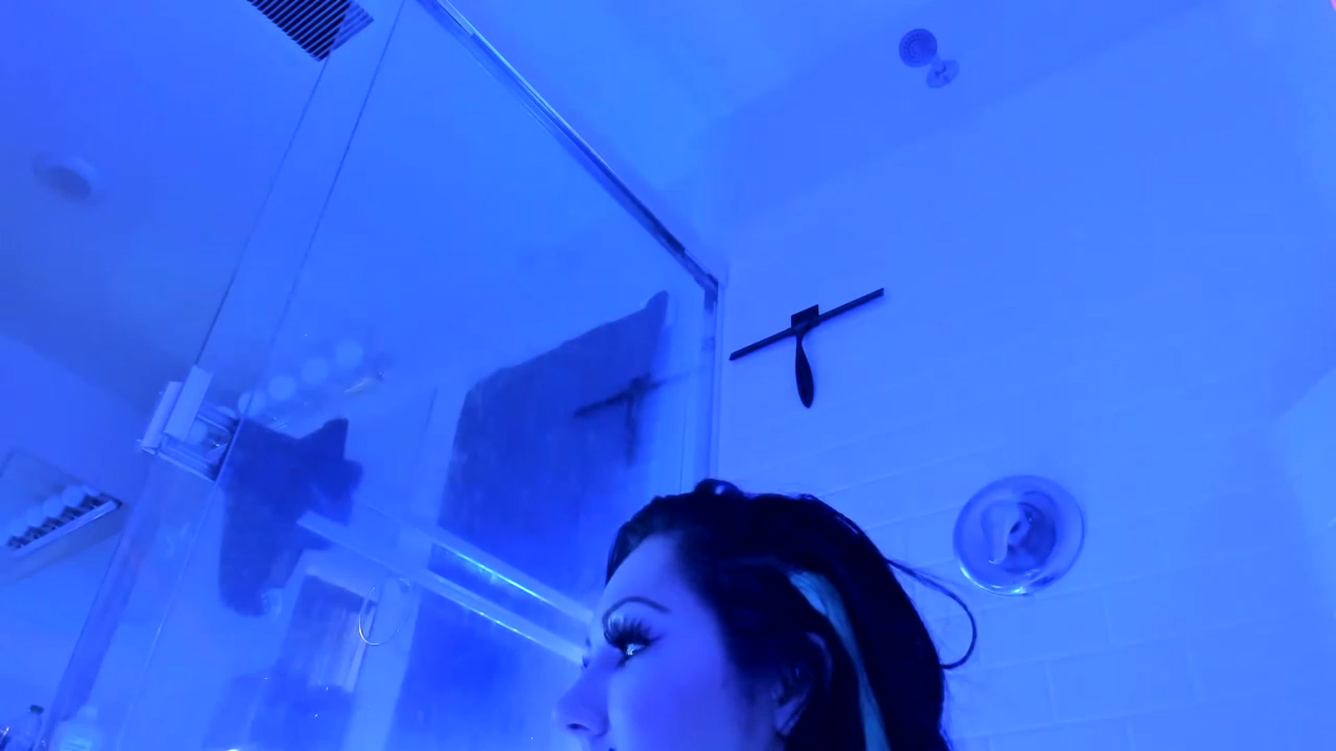 Gallery image thumbnail from Midnightrose's myfreecams stream on, 05/07/2023, 10:21 image 14 of 20