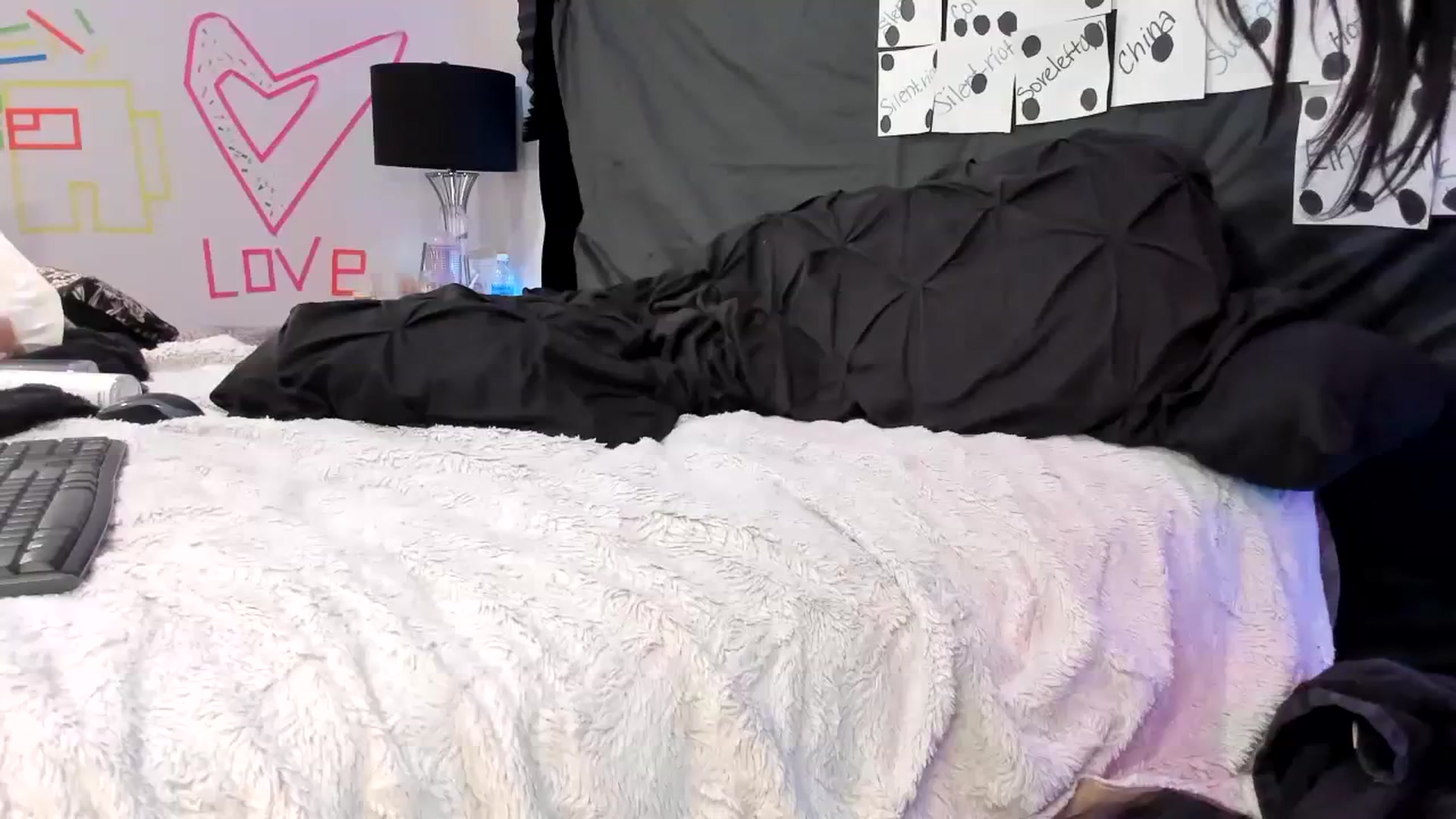 Gallery image thumbnail from Midnightrose's myfreecams stream on, 08/12/2023, 06:31 image 6 of 20