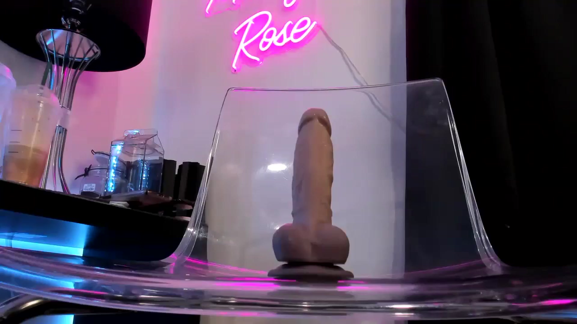 Gallery image thumbnail from Midnightrose's myfreecams stream on, 08/12/2023, 06:31 image 8 of 20