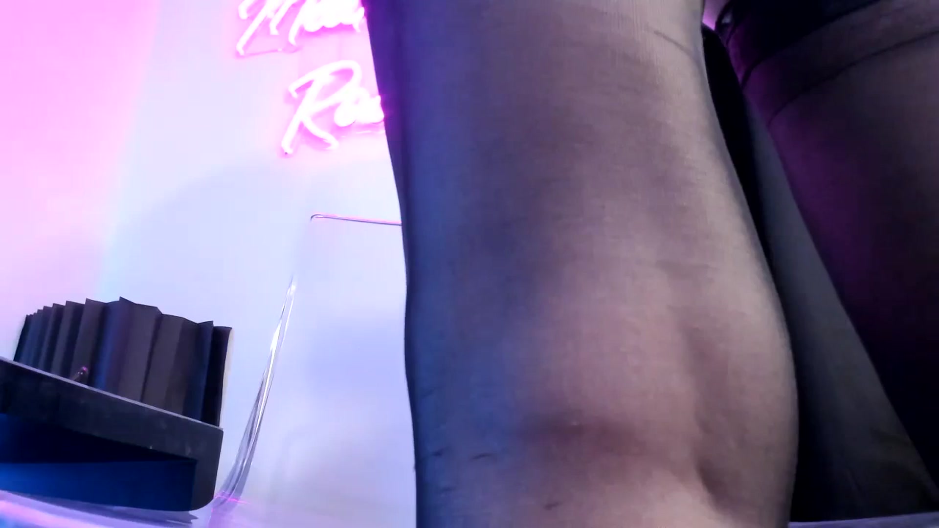 Gallery image thumbnail from Midnightrose's myfreecams stream on, 11/09/2023, 09:26 image 8 of 20