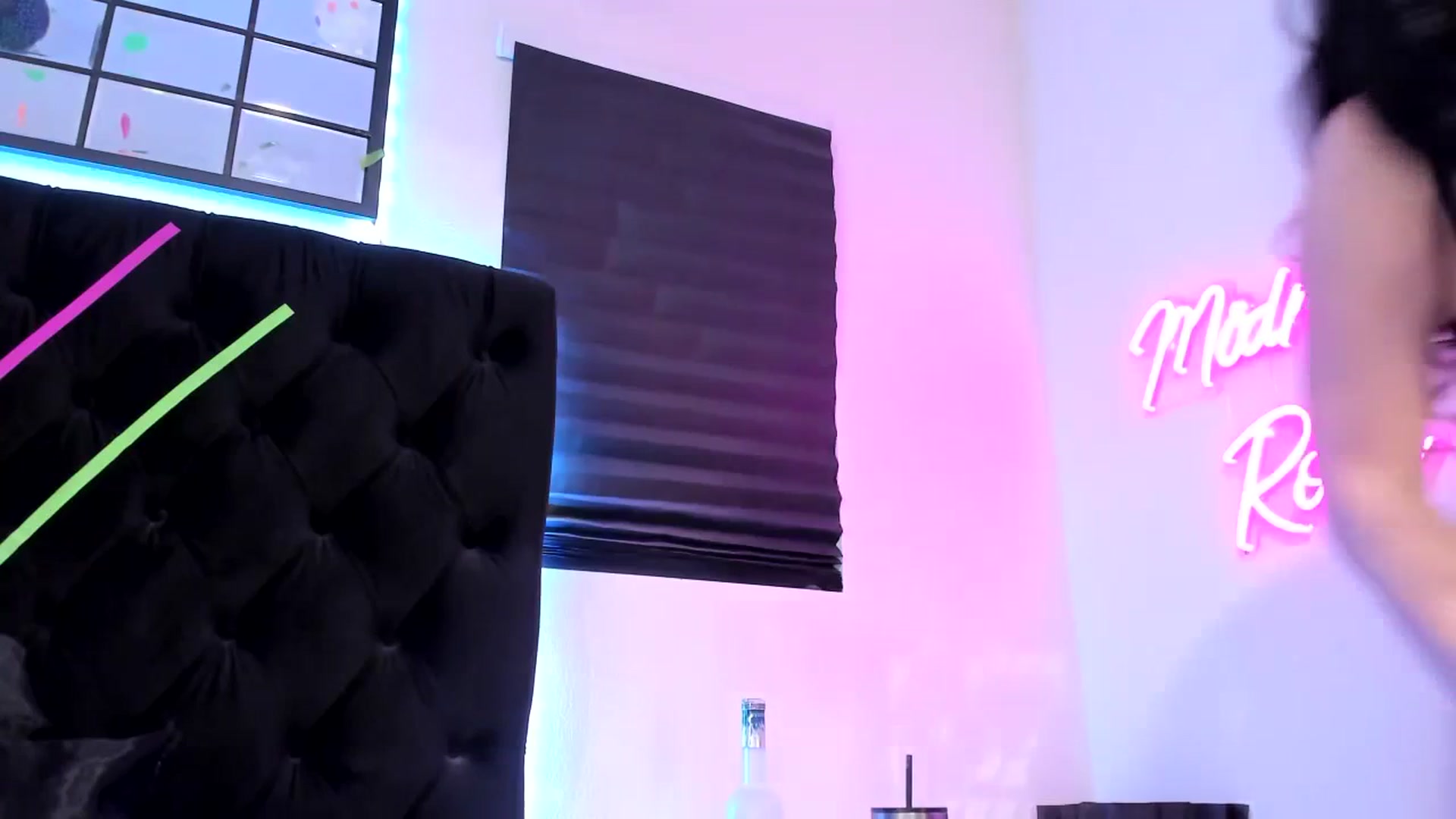 Gallery image thumbnail from Midnightrose's myfreecams stream on, 12/13/2023, 07:28 image 8 of 20