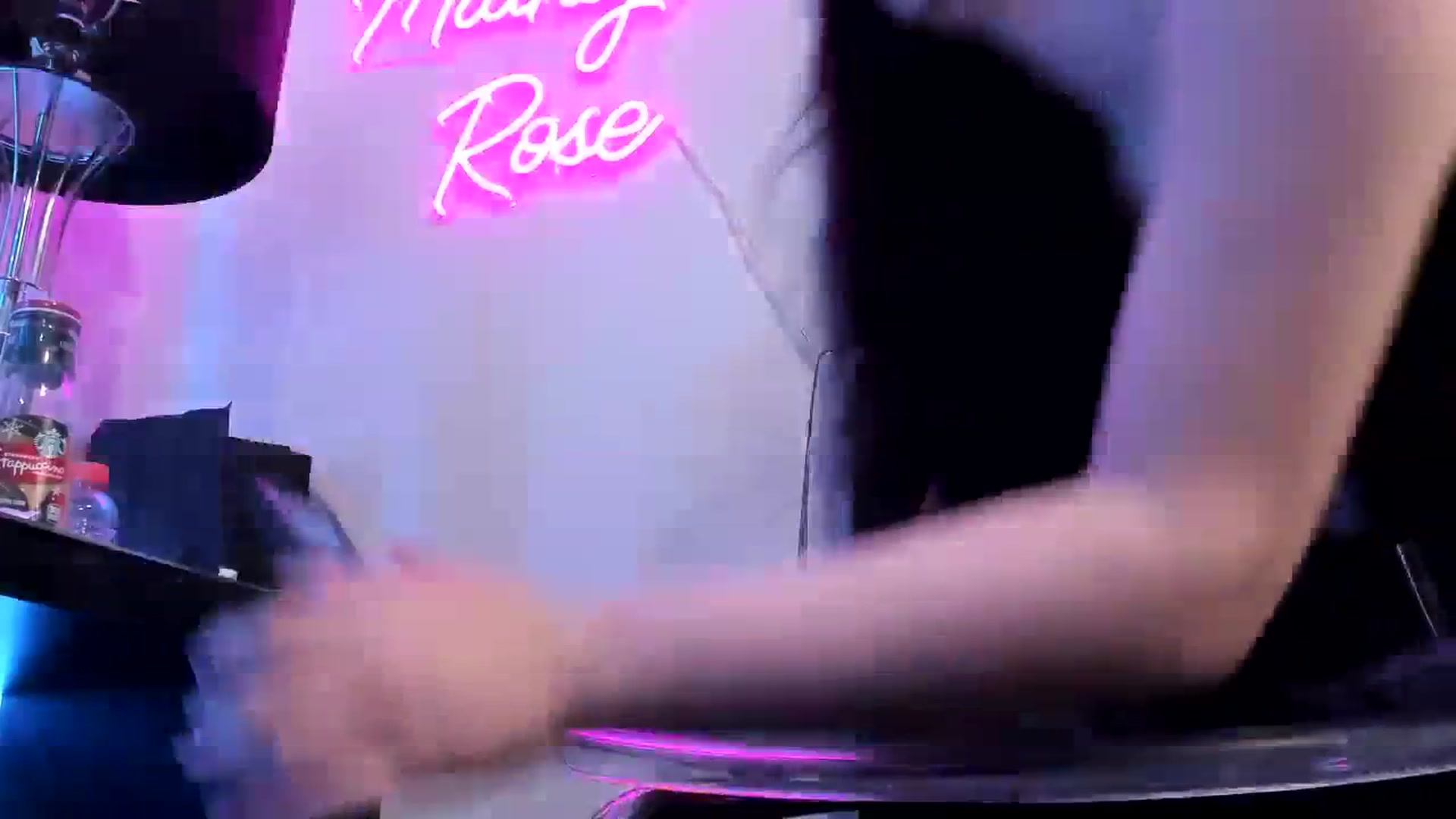 Gallery image thumbnail from Midnightrose's myfreecams stream on, 01/07/2024, 07:46 image 12 of 20