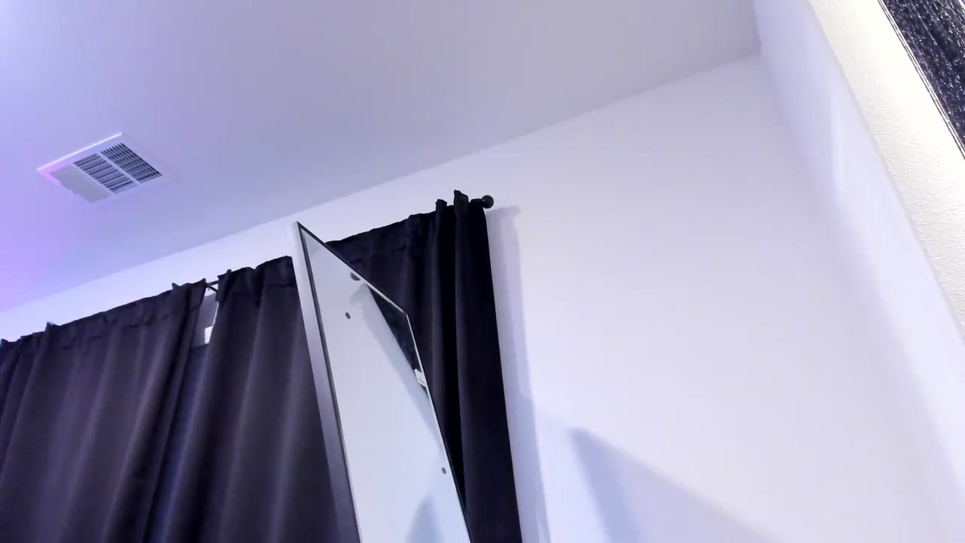 Gallery image thumbnail from Midnightrose's myfreecams stream on, 01/10/2024, 08:01 image 12 of 20