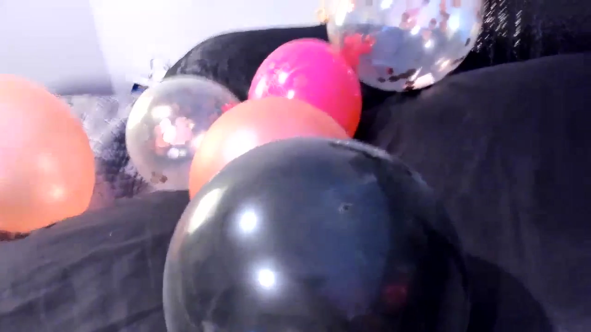 Gallery image thumbnail from Midnightrose's myfreecams stream on, 02/11/2024, 07:28 image 16 of 20
