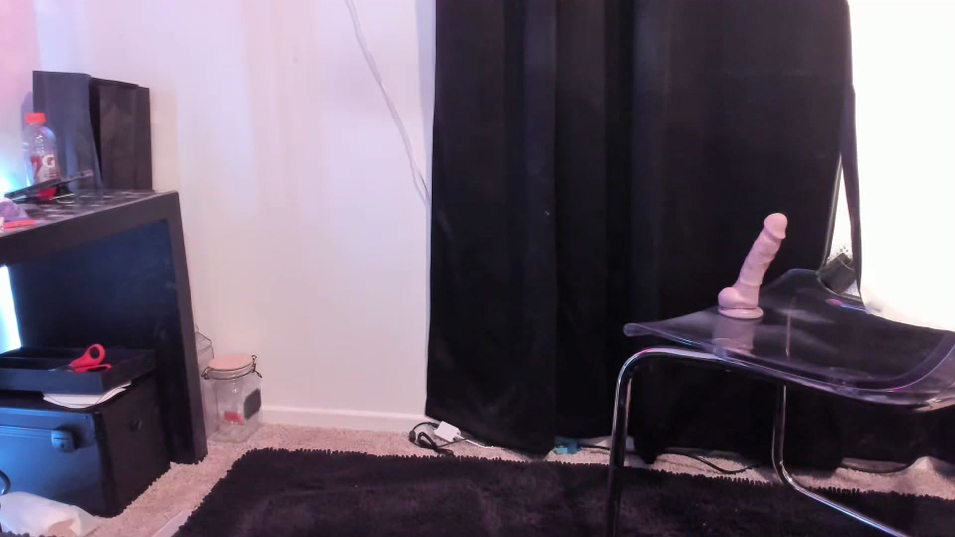 Gallery image thumbnail from Midnightrose's myfreecams stream on, 02/21/2024, 09:01 image 2 of 20