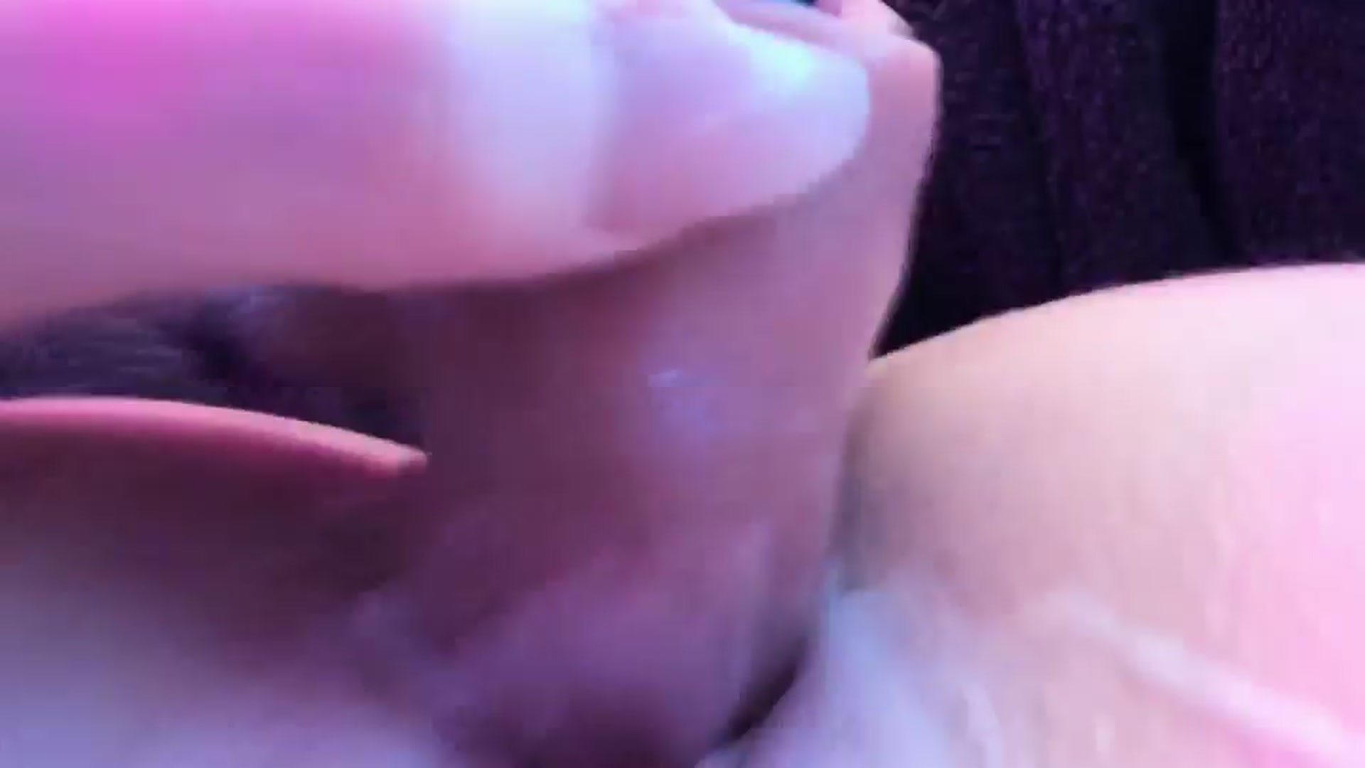 Gallery image thumbnail from Midnightrose's myfreecams stream on, 08/14/2024, 09:27 image 5 of 20