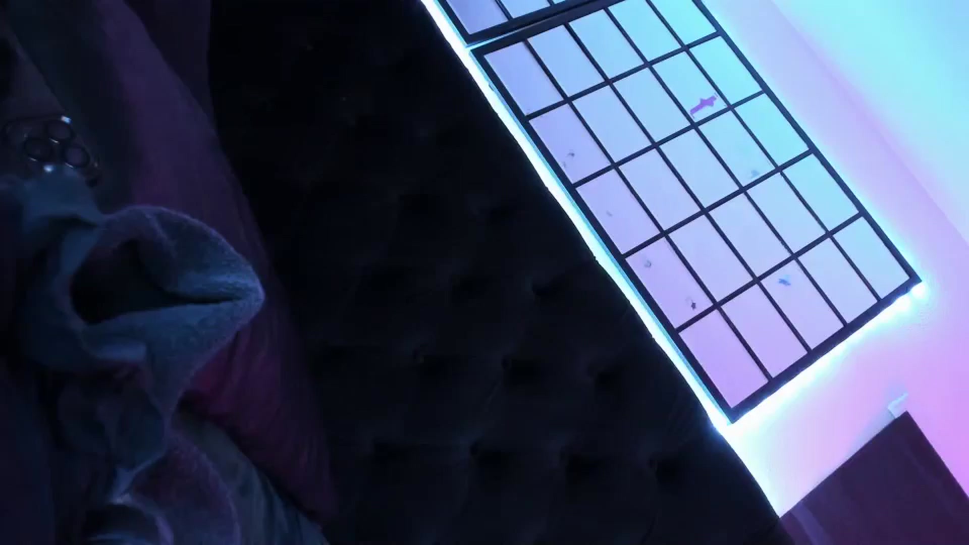 Gallery image thumbnail from Midnightrose's myfreecams stream on, 08/14/2024, 10:27 image 2 of 20