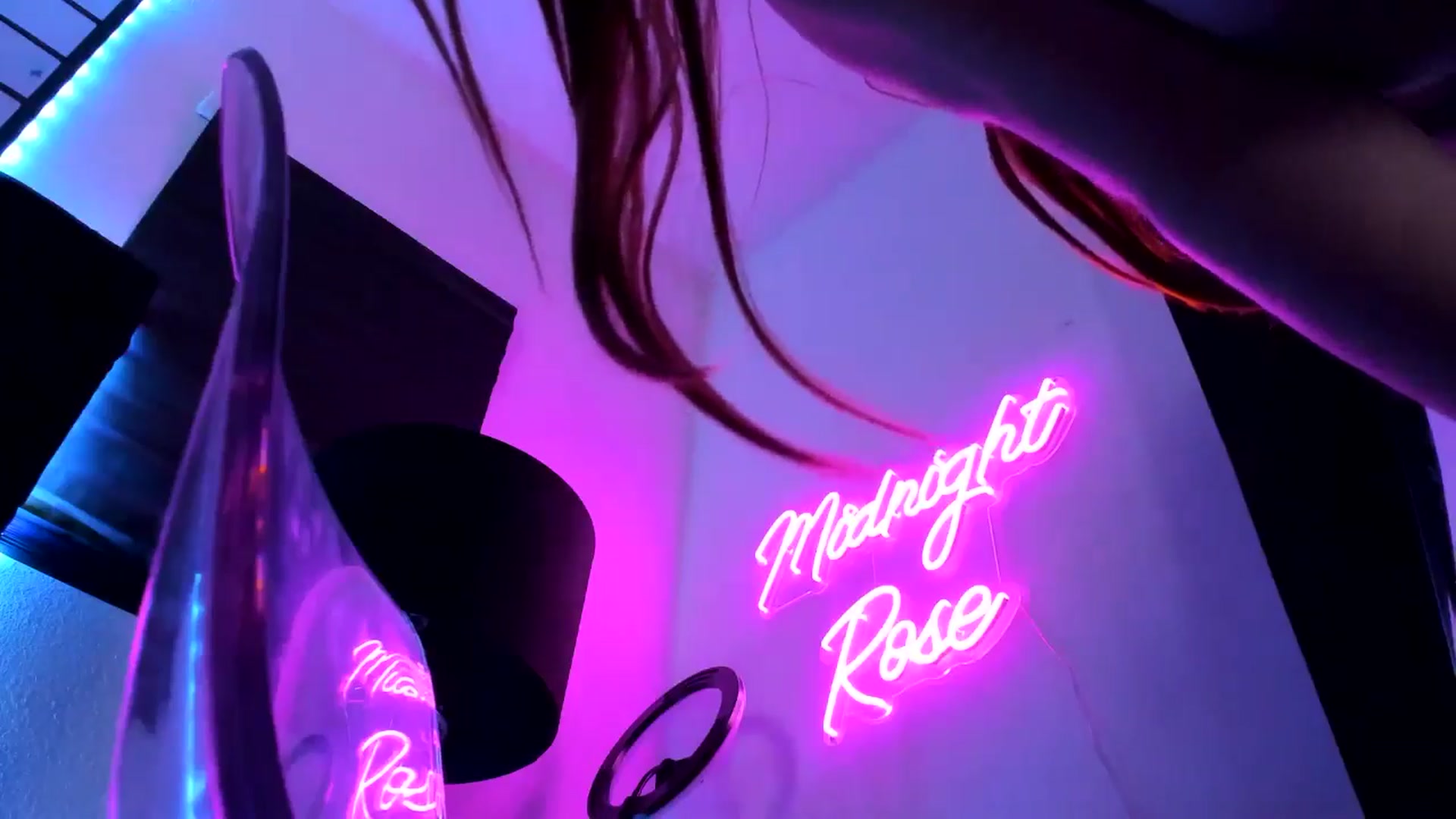 Gallery image thumbnail from Midnightrose's myfreecams stream on, 08/24/2024, 10:25 image 12 of 20