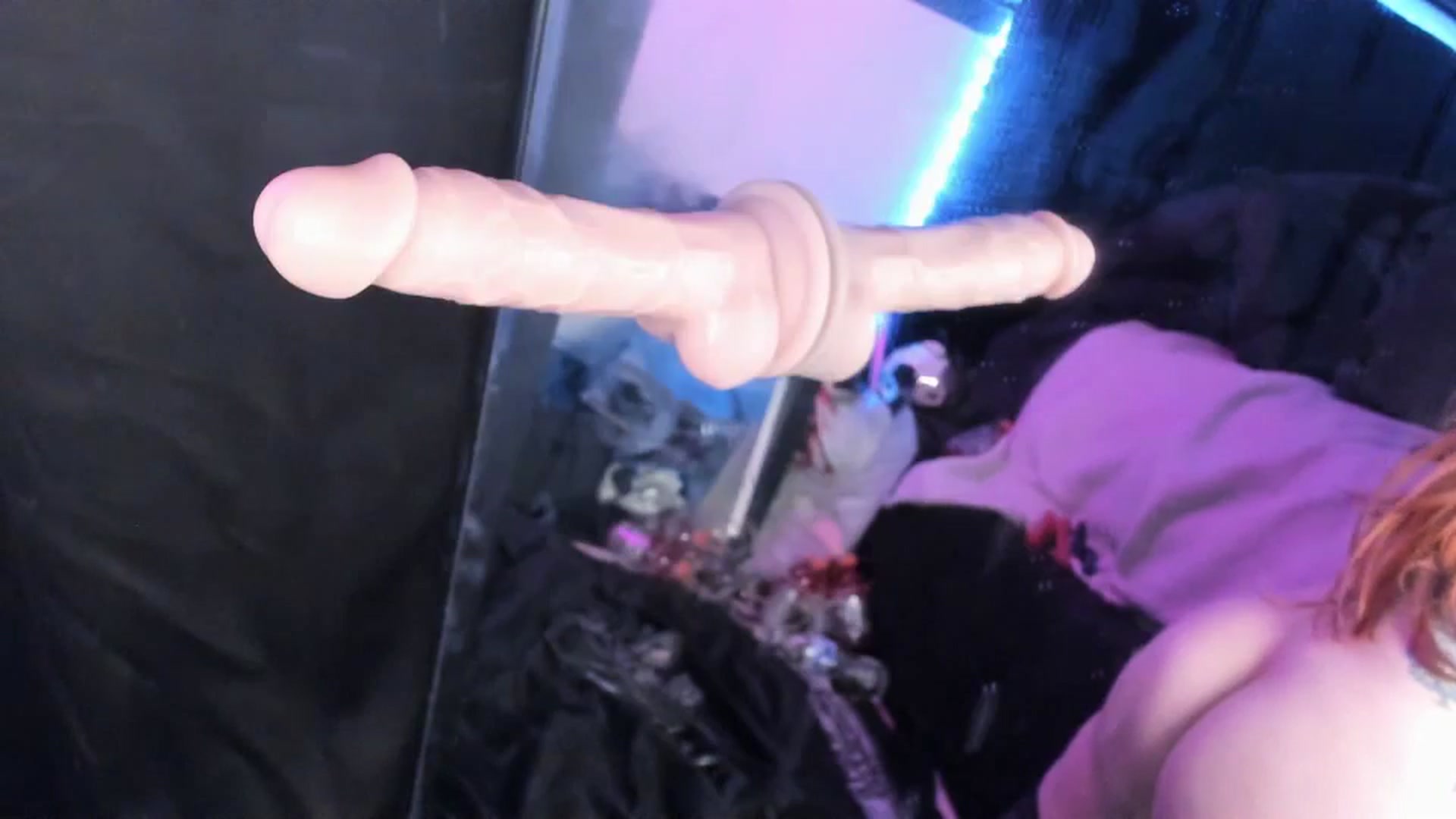 Gallery image thumbnail from Midnightrose's myfreecams stream on, 08/25/2024, 10:06 image 20 of 20