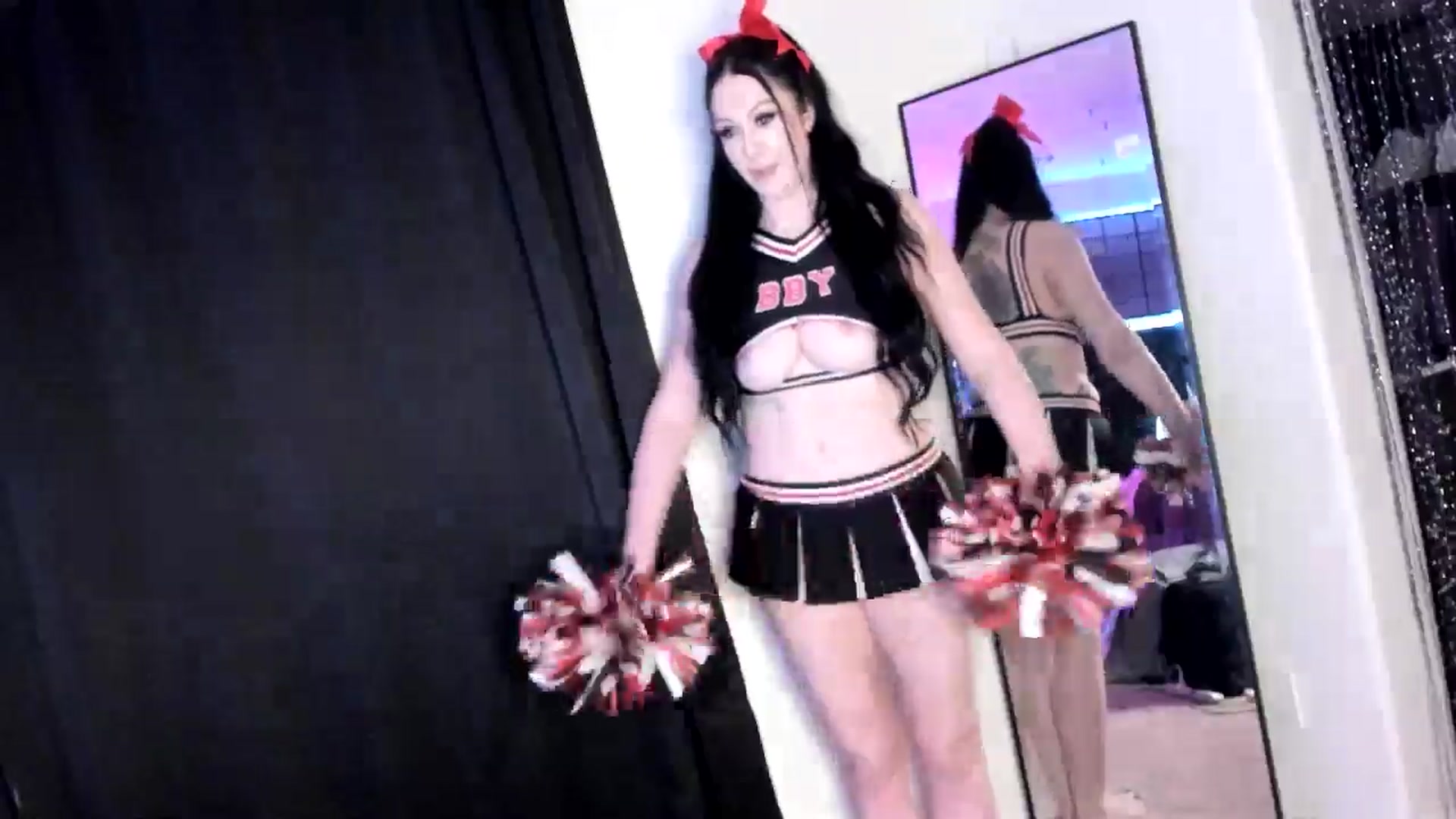 Gallery image thumbnail from Midnightrose's myfreecams stream on, 09/29/2024, 09:00 image 16 of 20