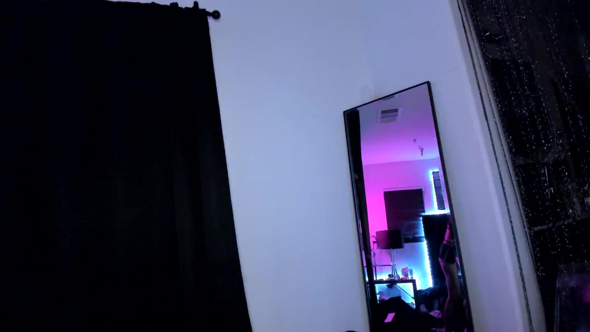 Gallery image thumbnail from Midnightrose's myfreecams stream on, 10/26/2024, 12:58 image 1 of 20