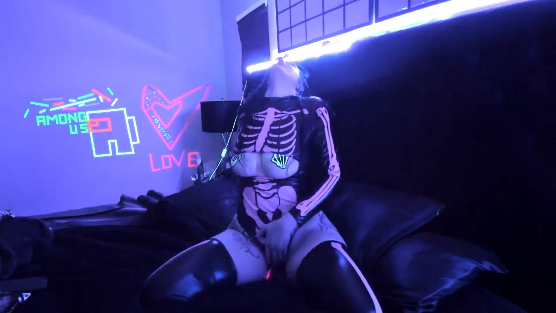 Gallery image thumbnail from Midnightrose's myfreecams stream on, 10/27/2024, 13:42 image 4 of 20