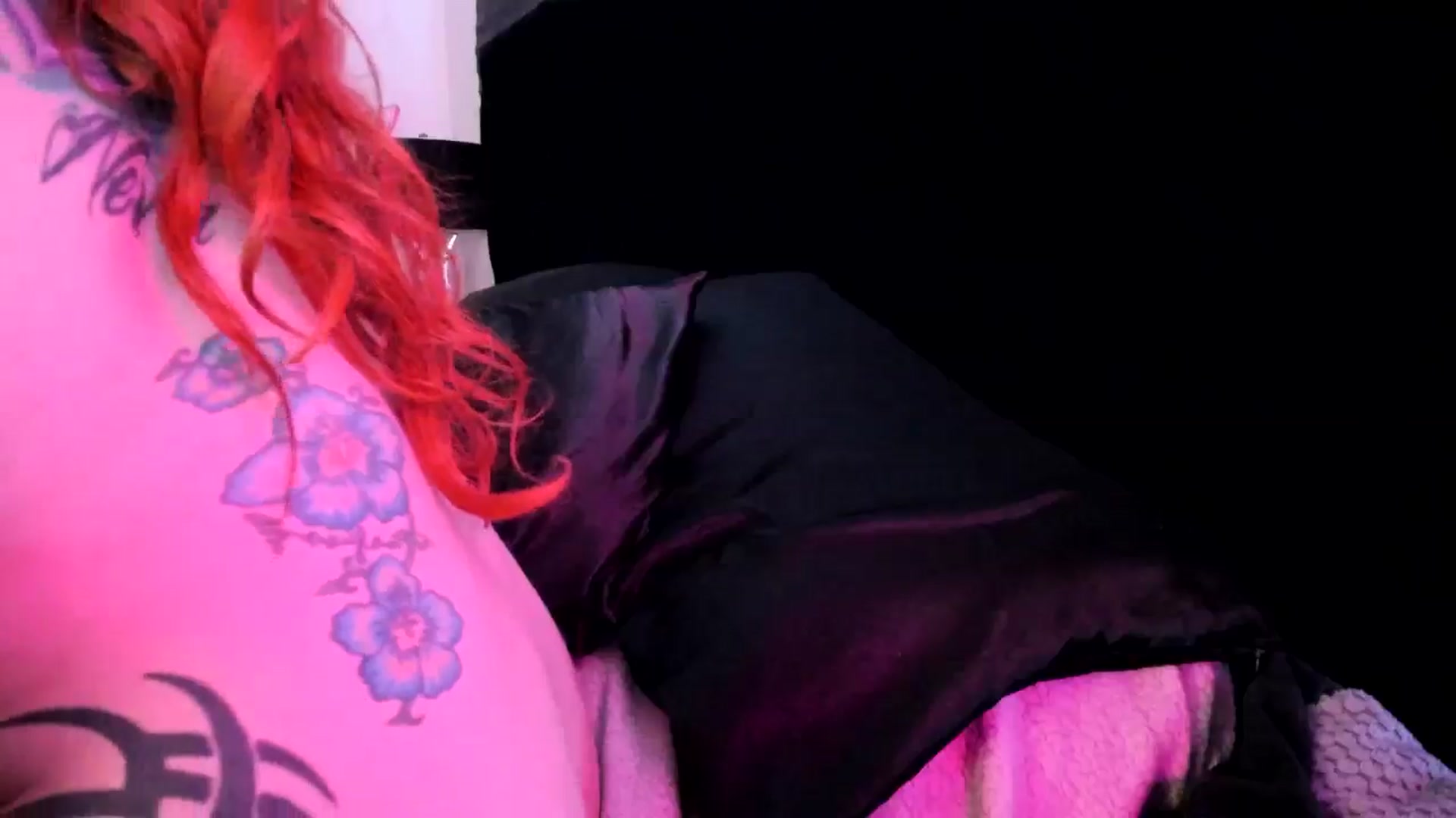 Gallery image thumbnail from Midnightrose's myfreecams stream on, 11/09/2024, 13:01 image 10 of 20