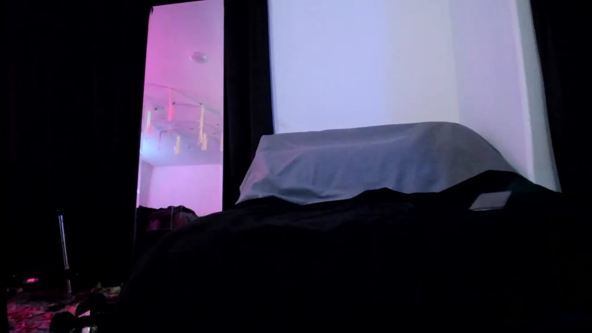 Gallery image thumbnail from Midnightrose's myfreecams stream on, 01/05/2025, 11:43 image 4 of 20