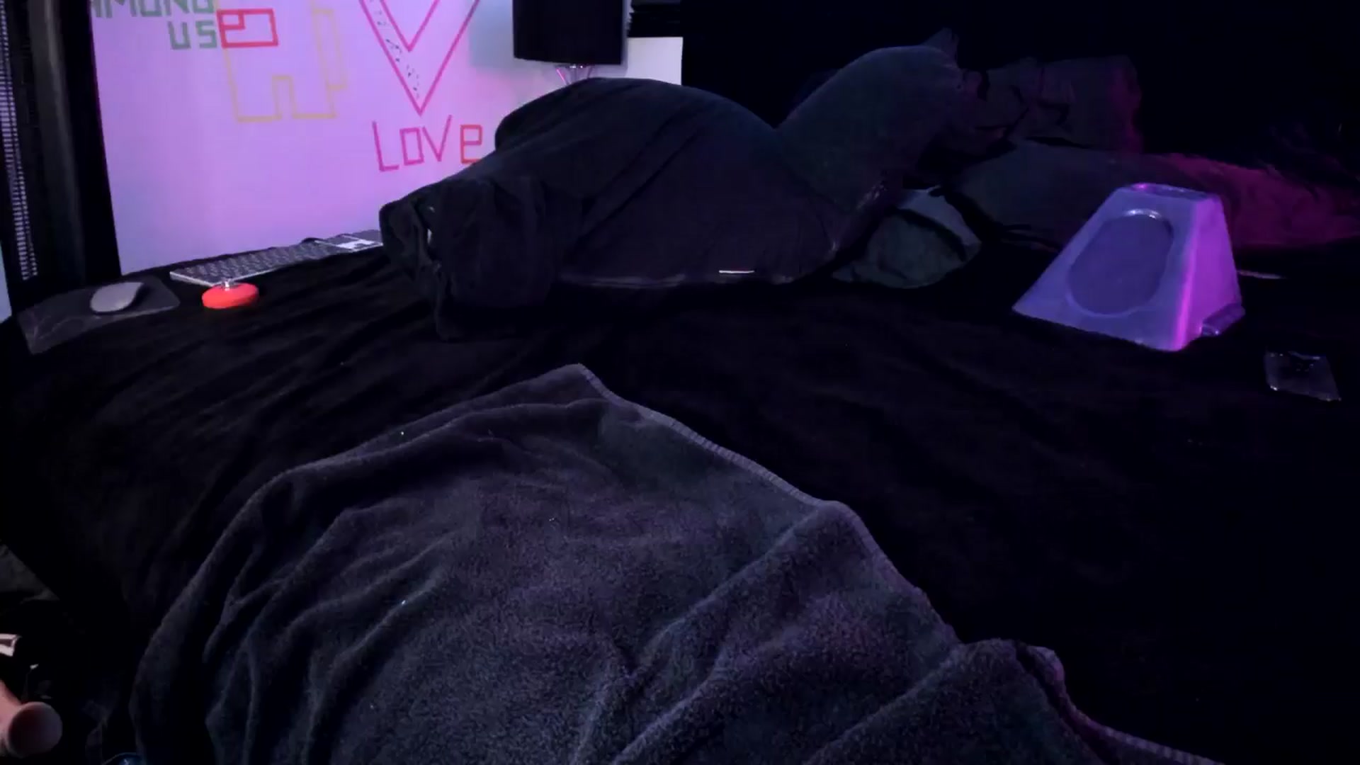 Gallery image thumbnail from Midnightrose's myfreecams stream on, 03/22/2025, 12:34 image 2 of 20