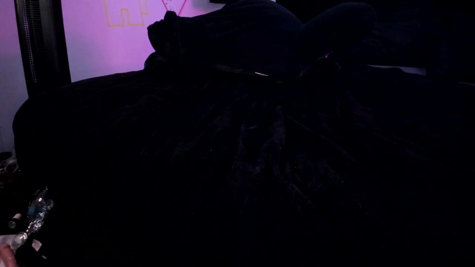 Gallery image thumbnail from Midnightrose's myfreecams stream on, 04/03/2025, 08:23 image 9 of 20