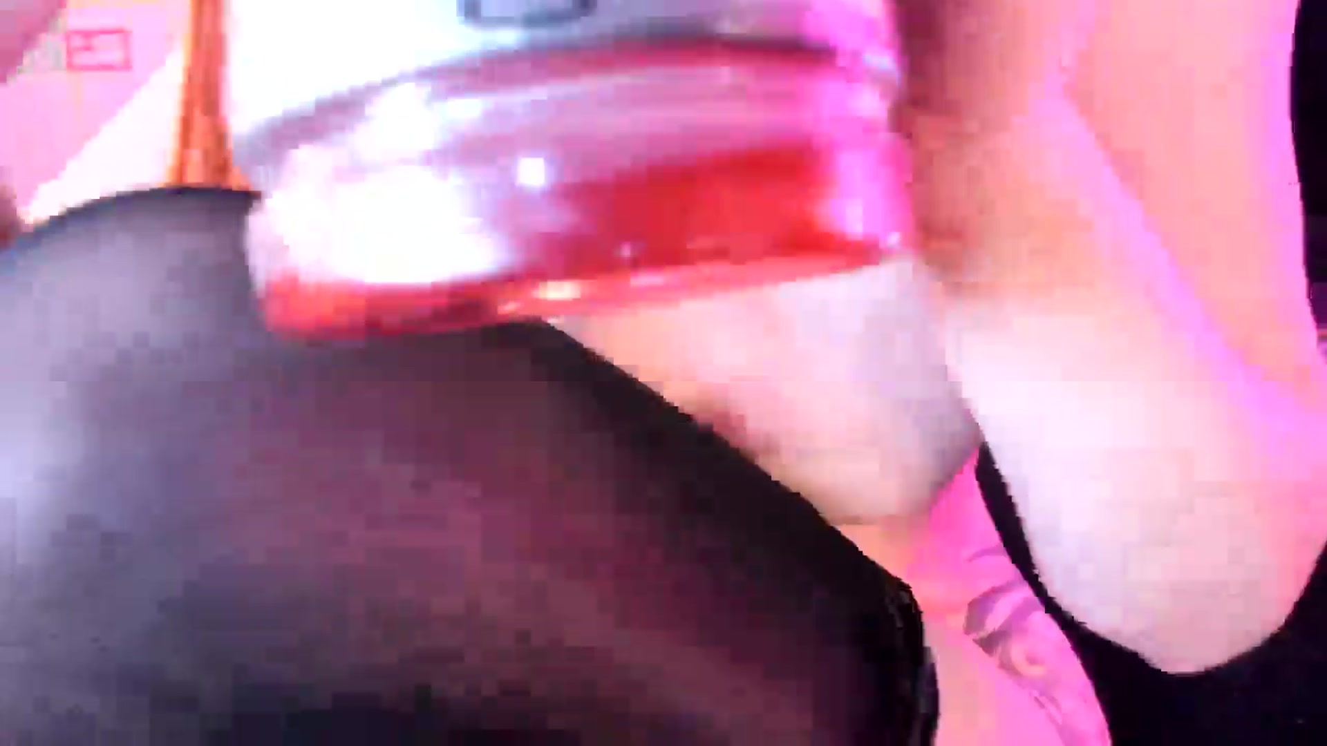 Gallery image thumbnail from Midnightrose's myfreecams stream on, 04/12/2025, 14:37 image 8 of 20