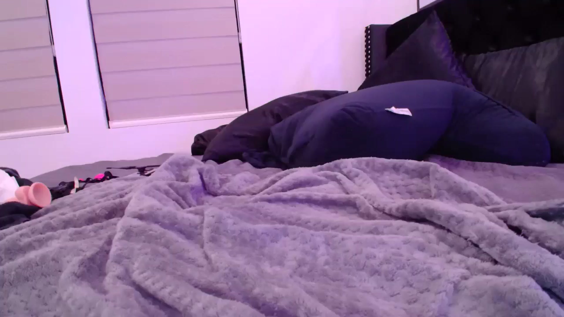 Gallery image thumbnail from Midnightrose's myfreecams stream on, 06/22/2025, 10:15 image 12 of 20